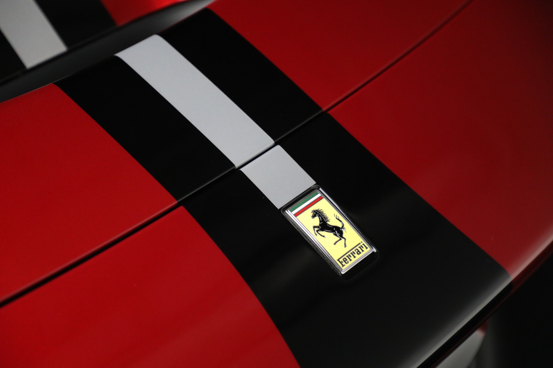 Used-2022-Ferrari-F8-Spider