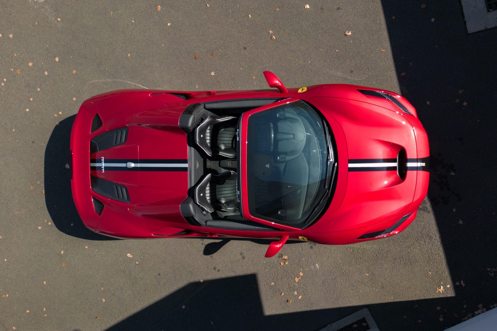 Used-2022-Ferrari-F8-Spider
