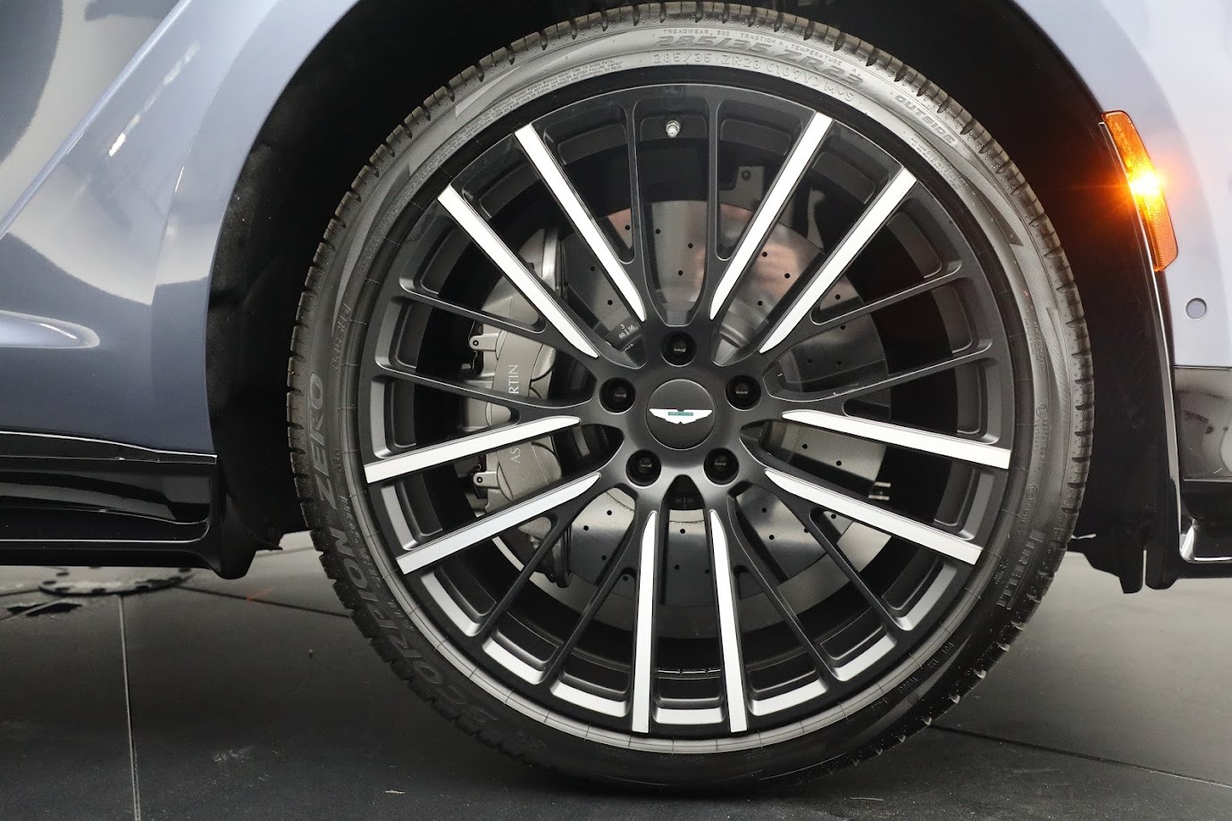 New-2024-Aston-Martin-DBX-707