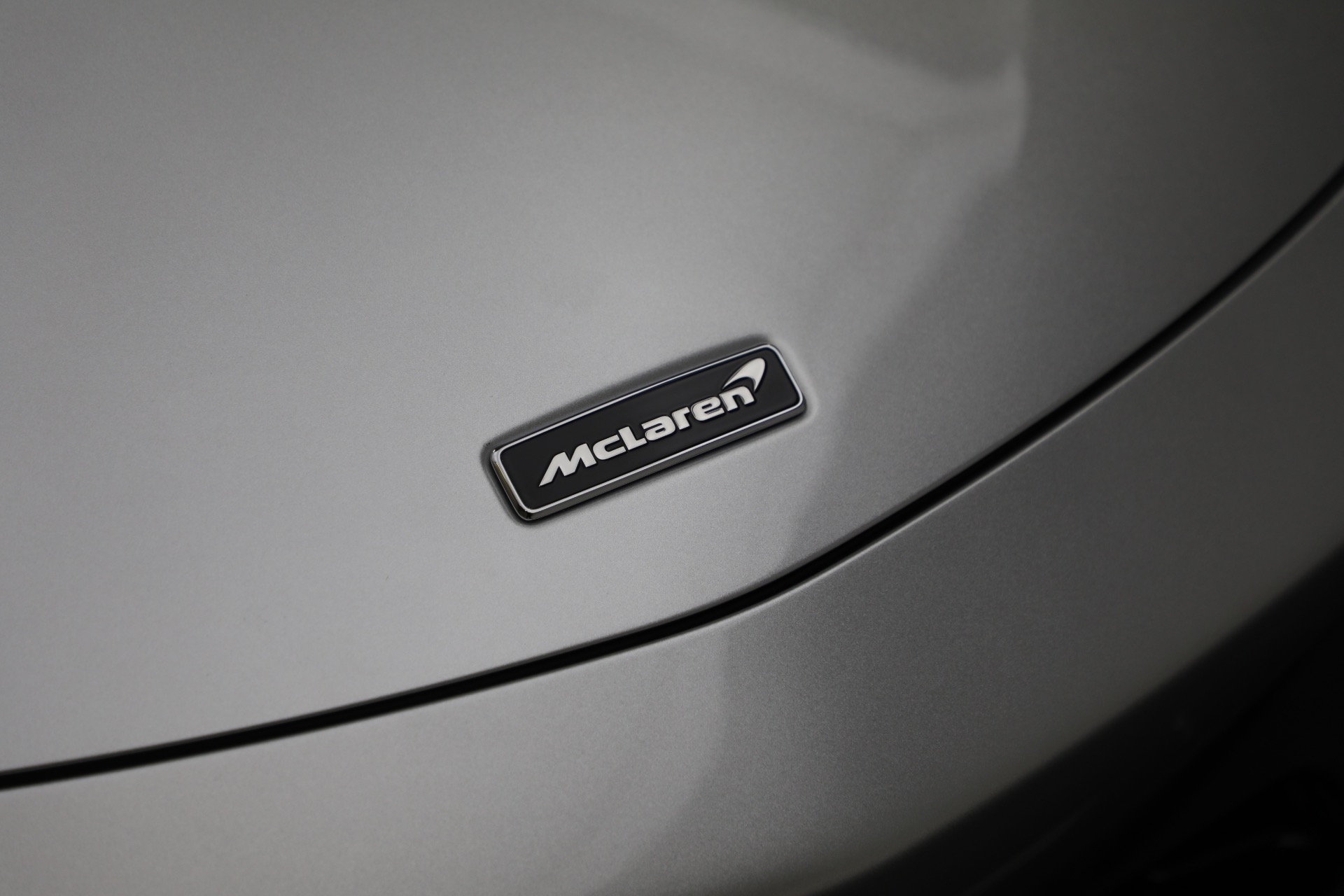 New-2024-McLaren-Artura-TechLux