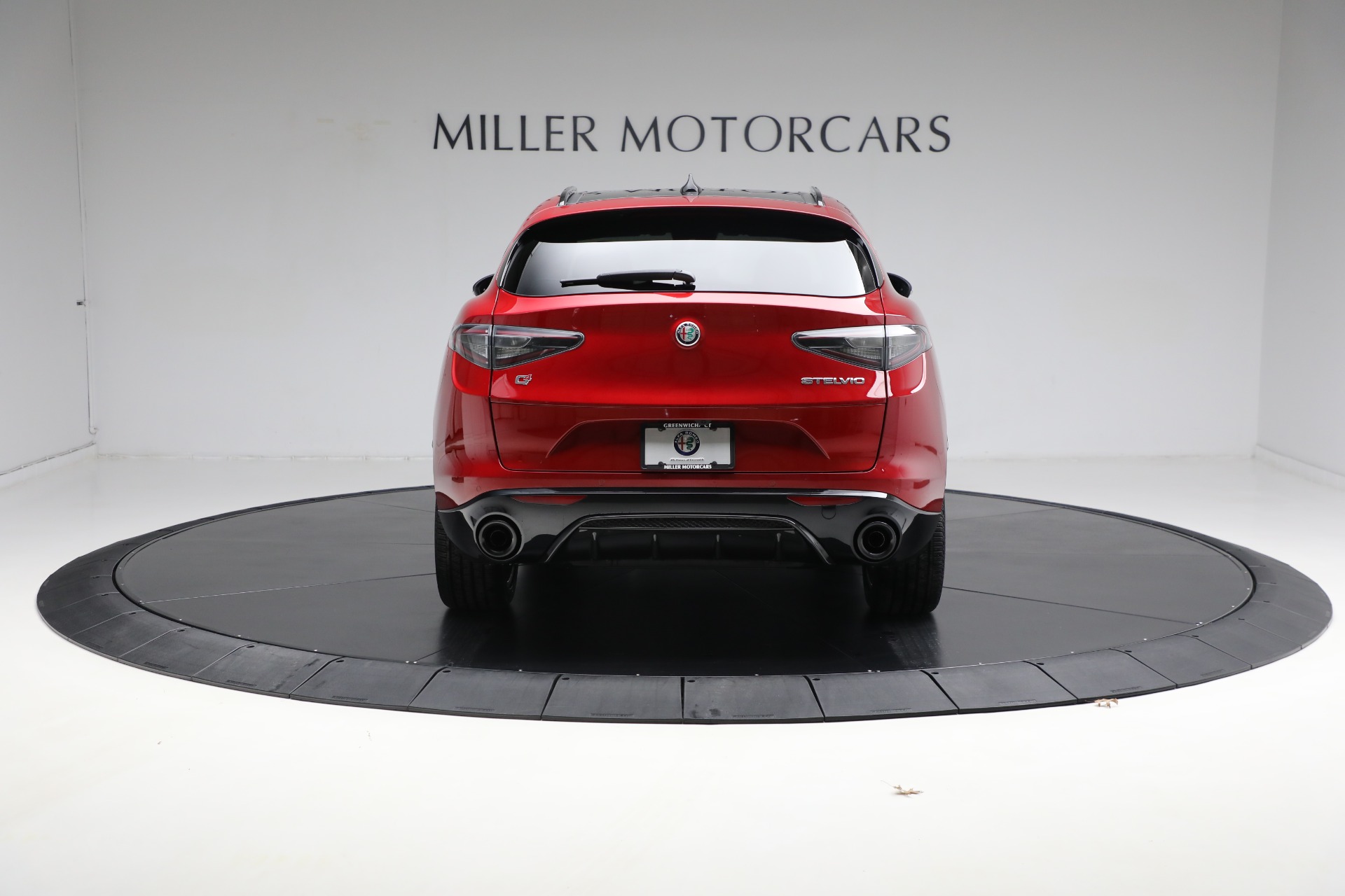 New-2024-Alfa-Romeo-Stelvio-Veloce