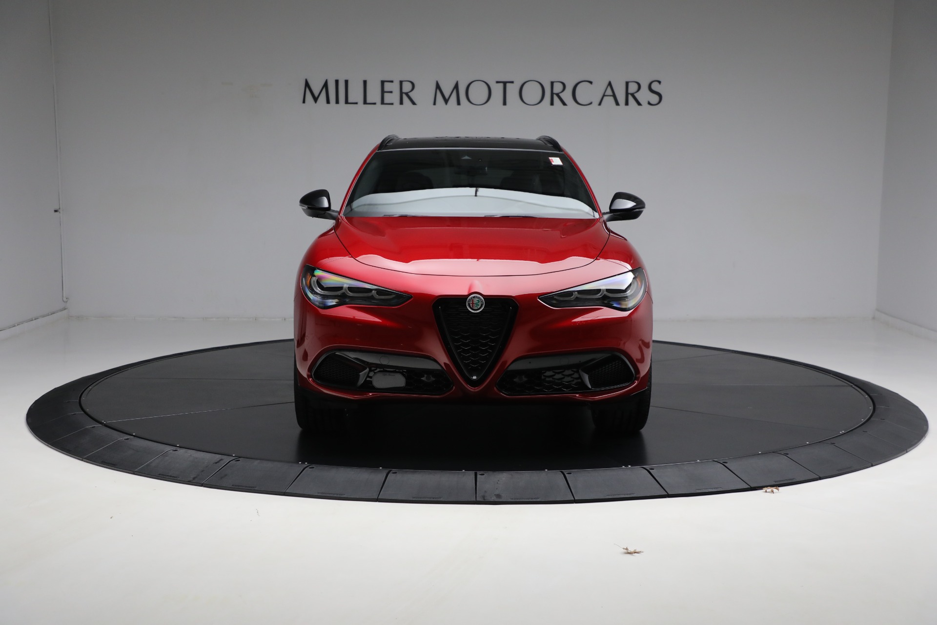 New-2024-Alfa-Romeo-Stelvio-Veloce
