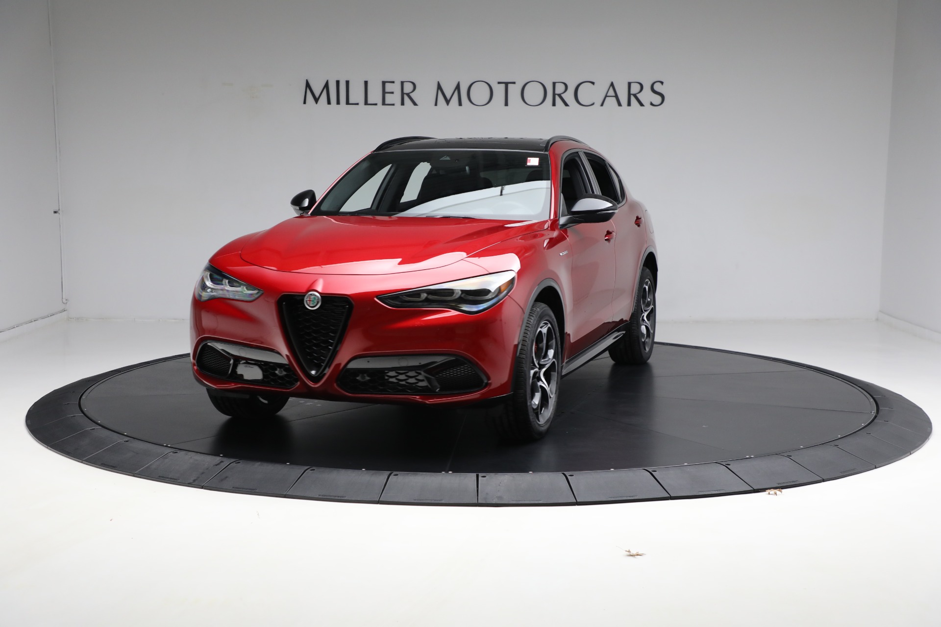 New-2024-Alfa-Romeo-Stelvio-Veloce