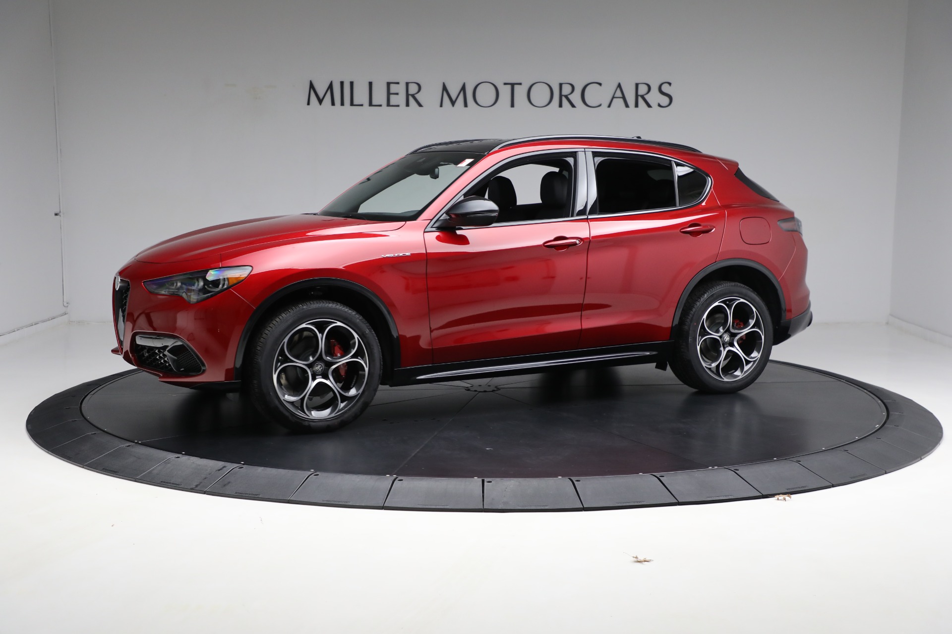 New-2024-Alfa-Romeo-Stelvio-Veloce