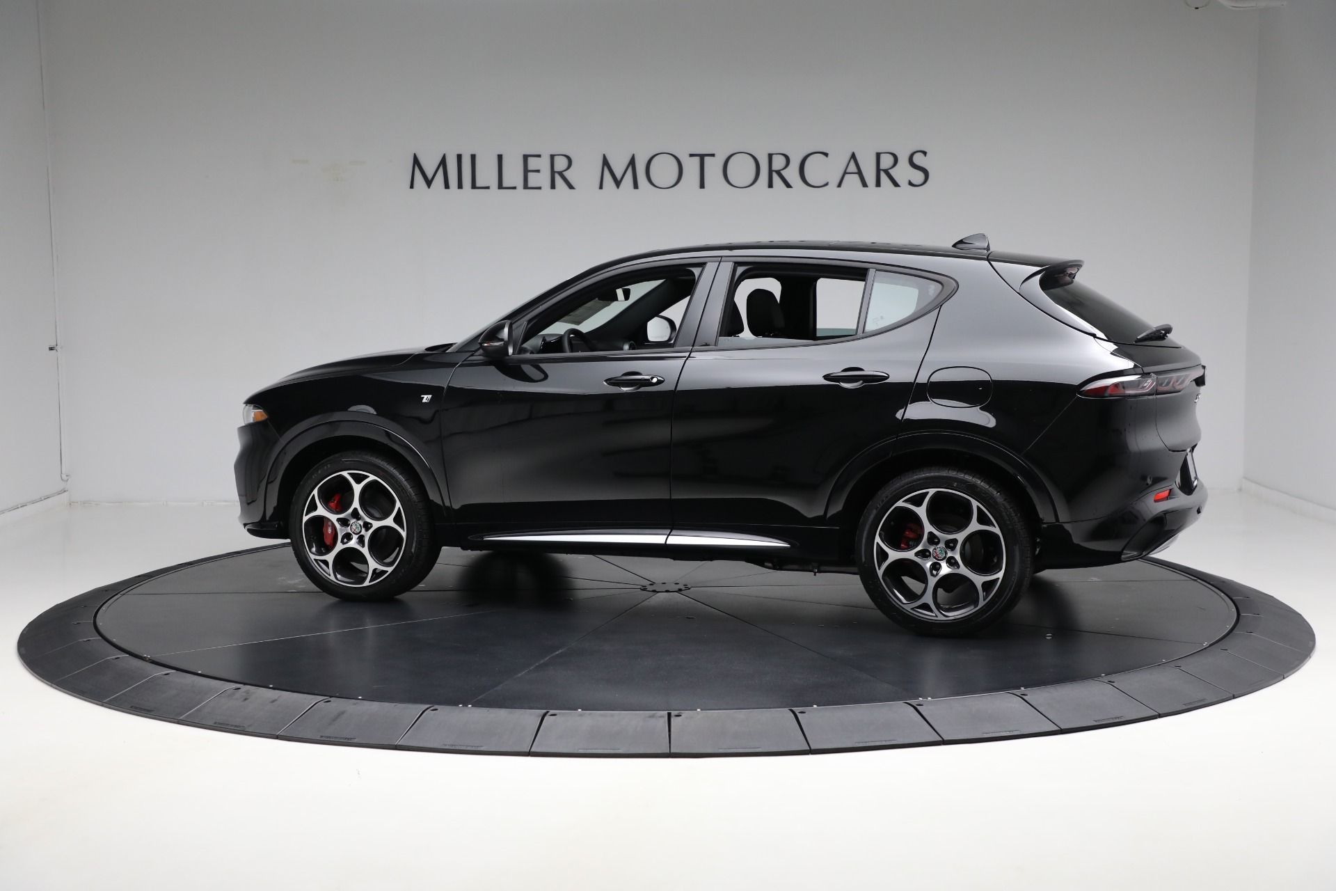 New-2024-Alfa-Romeo-Tonale-Ti