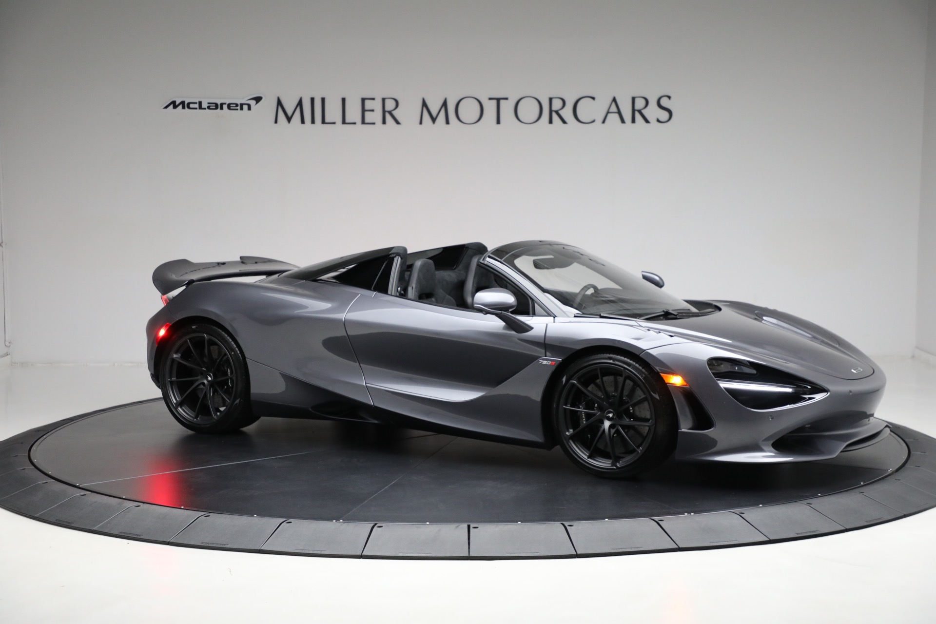 Used-2024-McLaren-750S-Spider-Performance