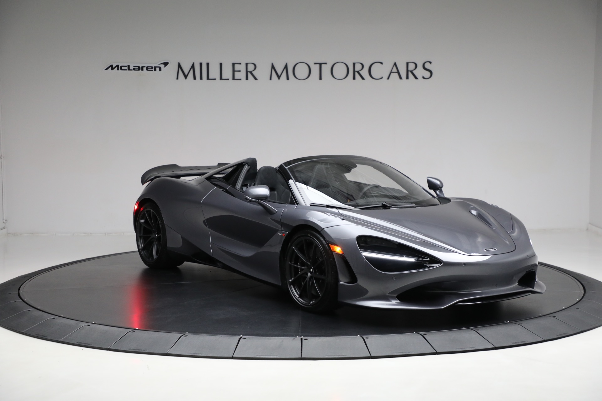Used-2024-McLaren-750S-Spider-Performance