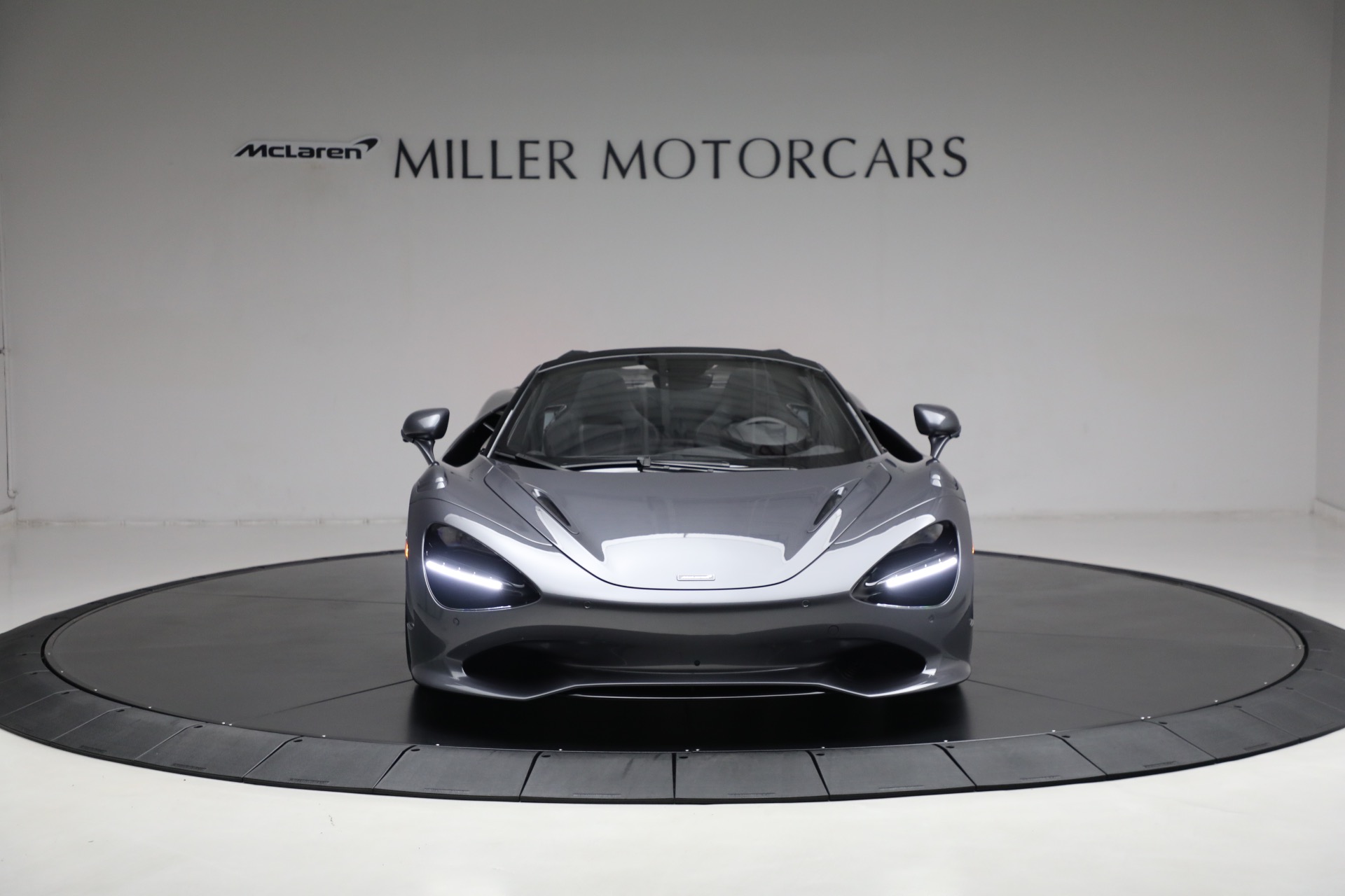 Used-2024-McLaren-750S-Spider-Performance