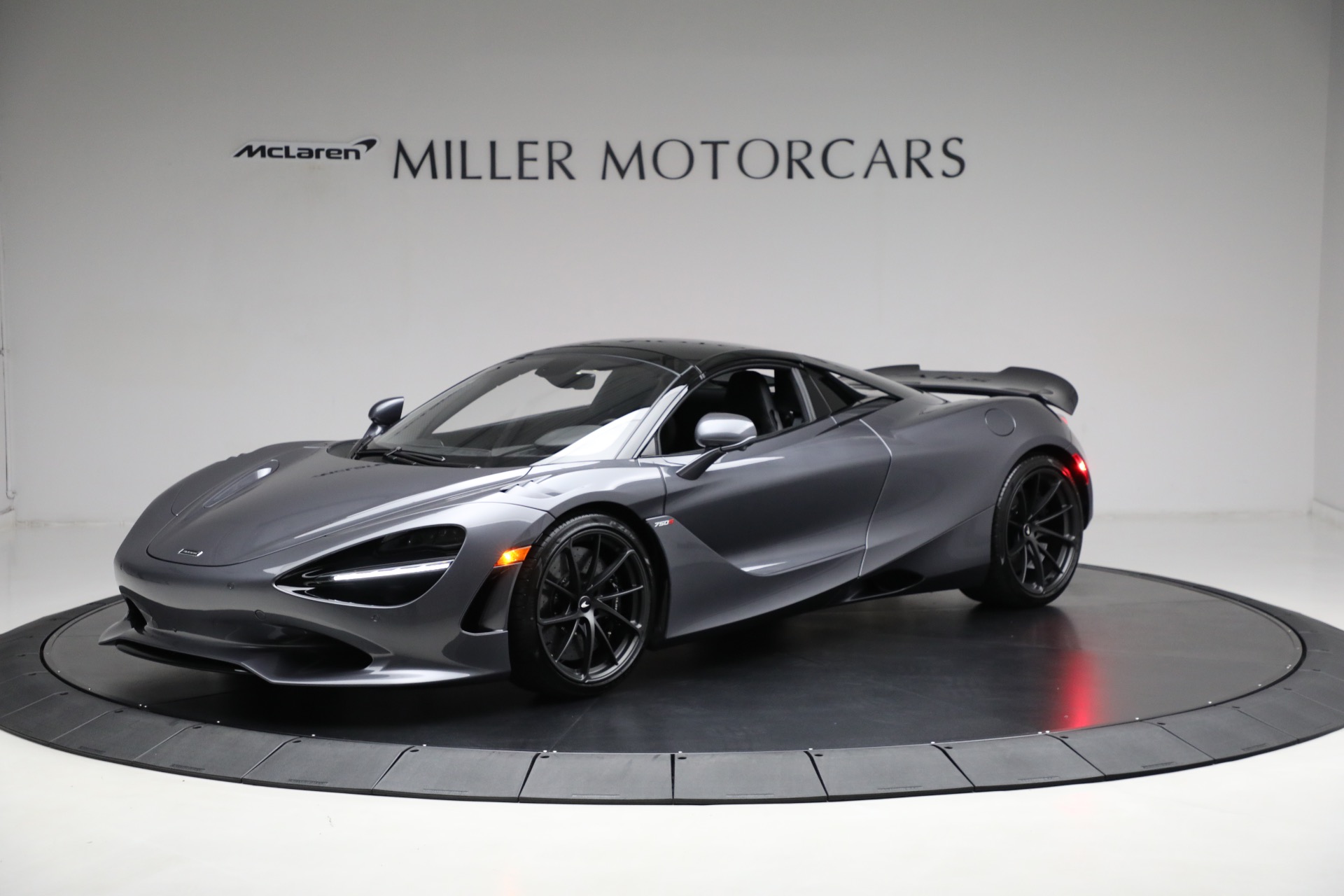 Used-2024-McLaren-750S-Spider-Performance