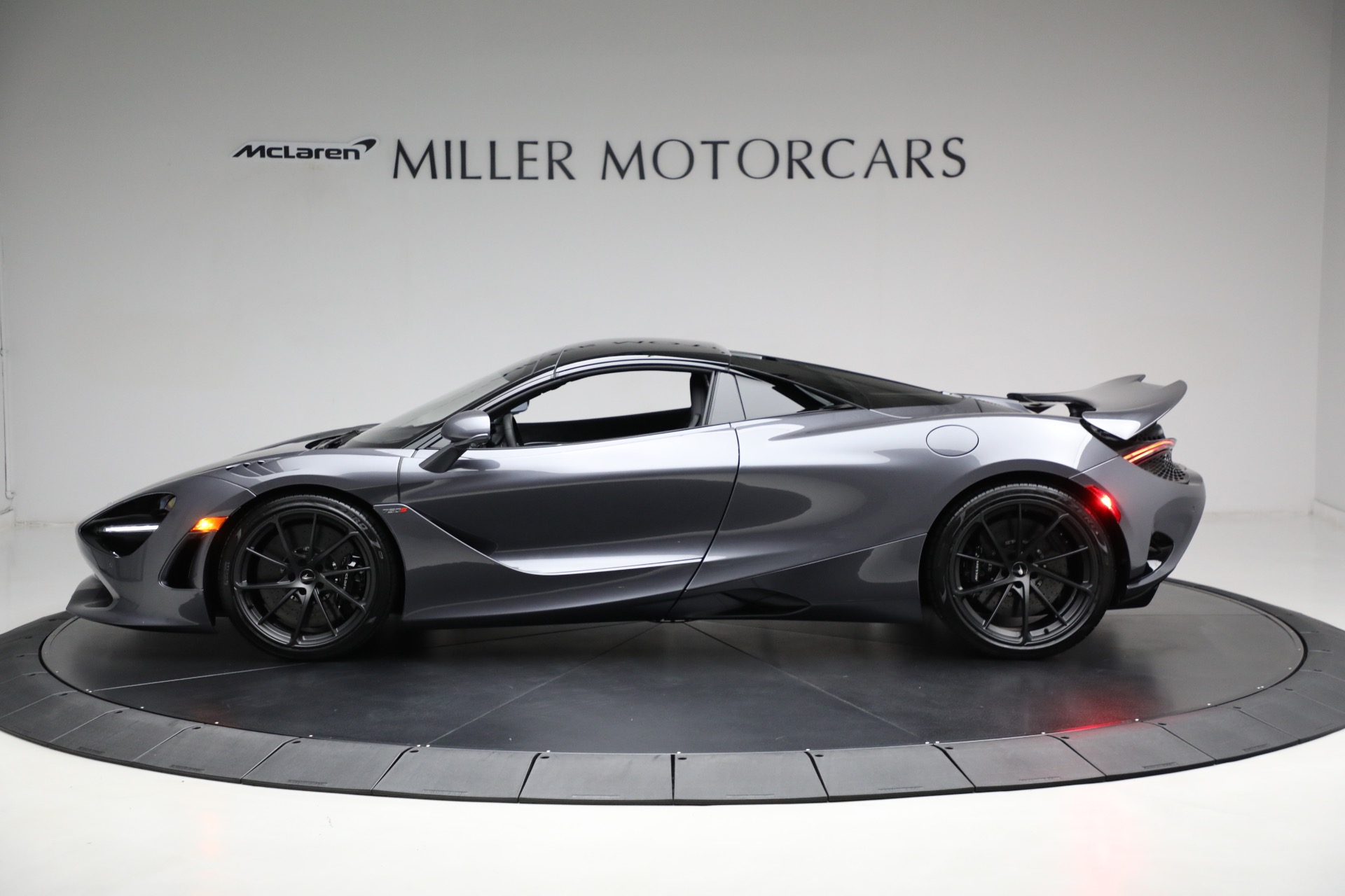 Used-2024-McLaren-750S-Spider-Performance