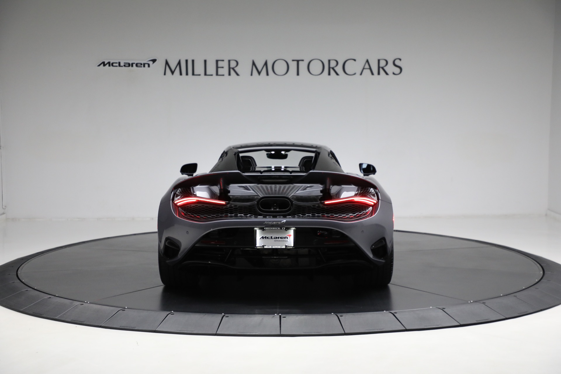 Used-2024-McLaren-750S-Spider-Performance