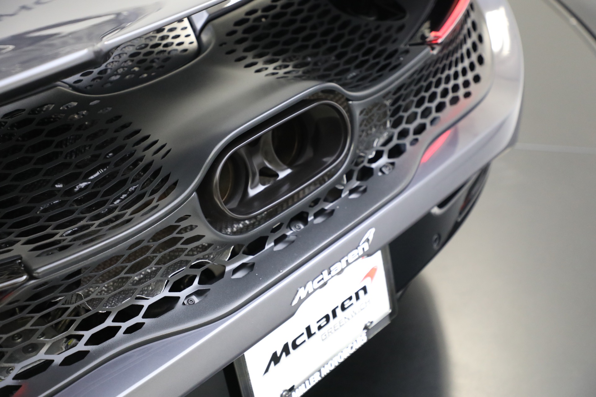 Used-2024-McLaren-750S-Spider-Performance