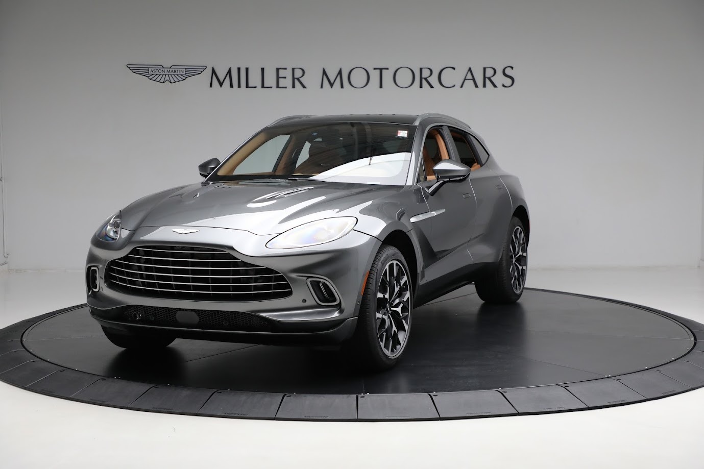 Used-2024-Aston-Martin-DBX