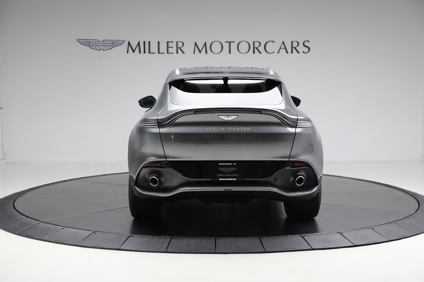Used-2024-Aston-Martin-DBX