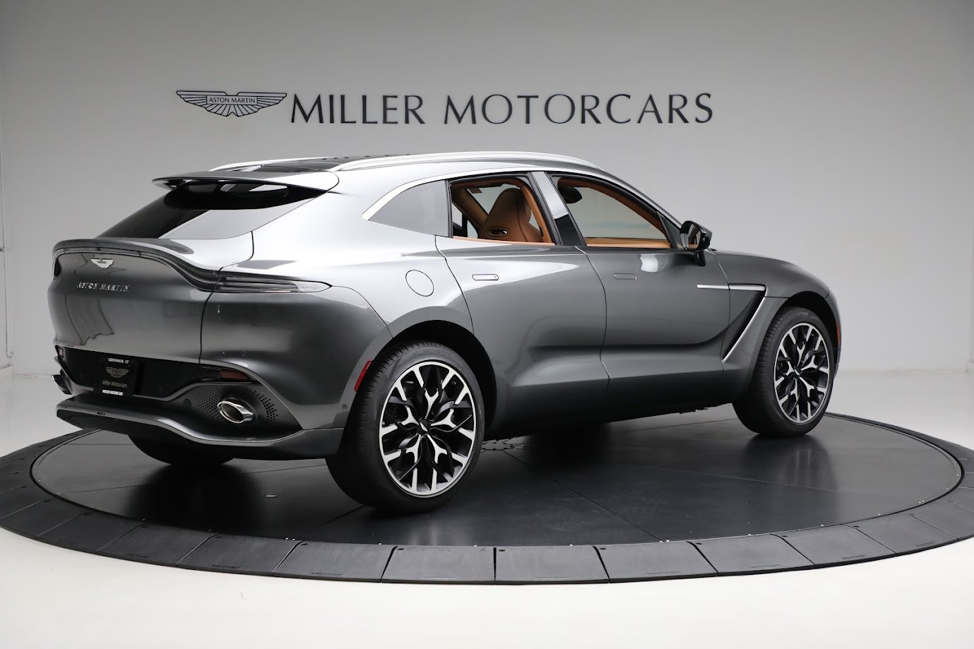 Used-2024-Aston-Martin-DBX