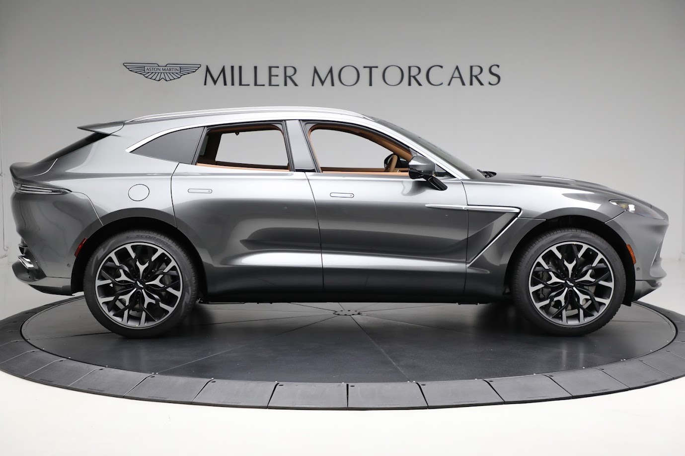 Used-2024-Aston-Martin-DBX