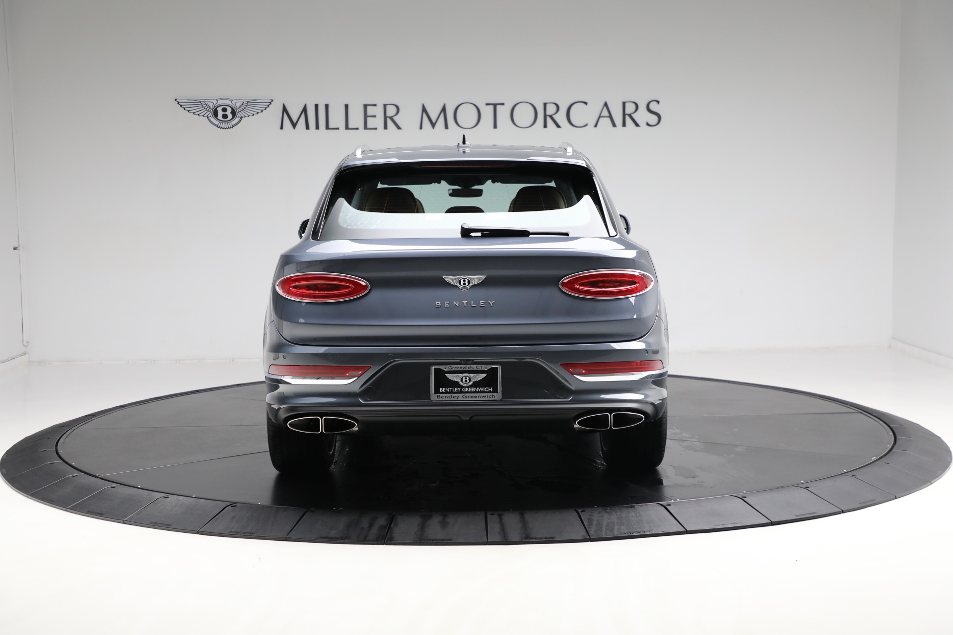 New-2024-Bentley-Bentayga-V8