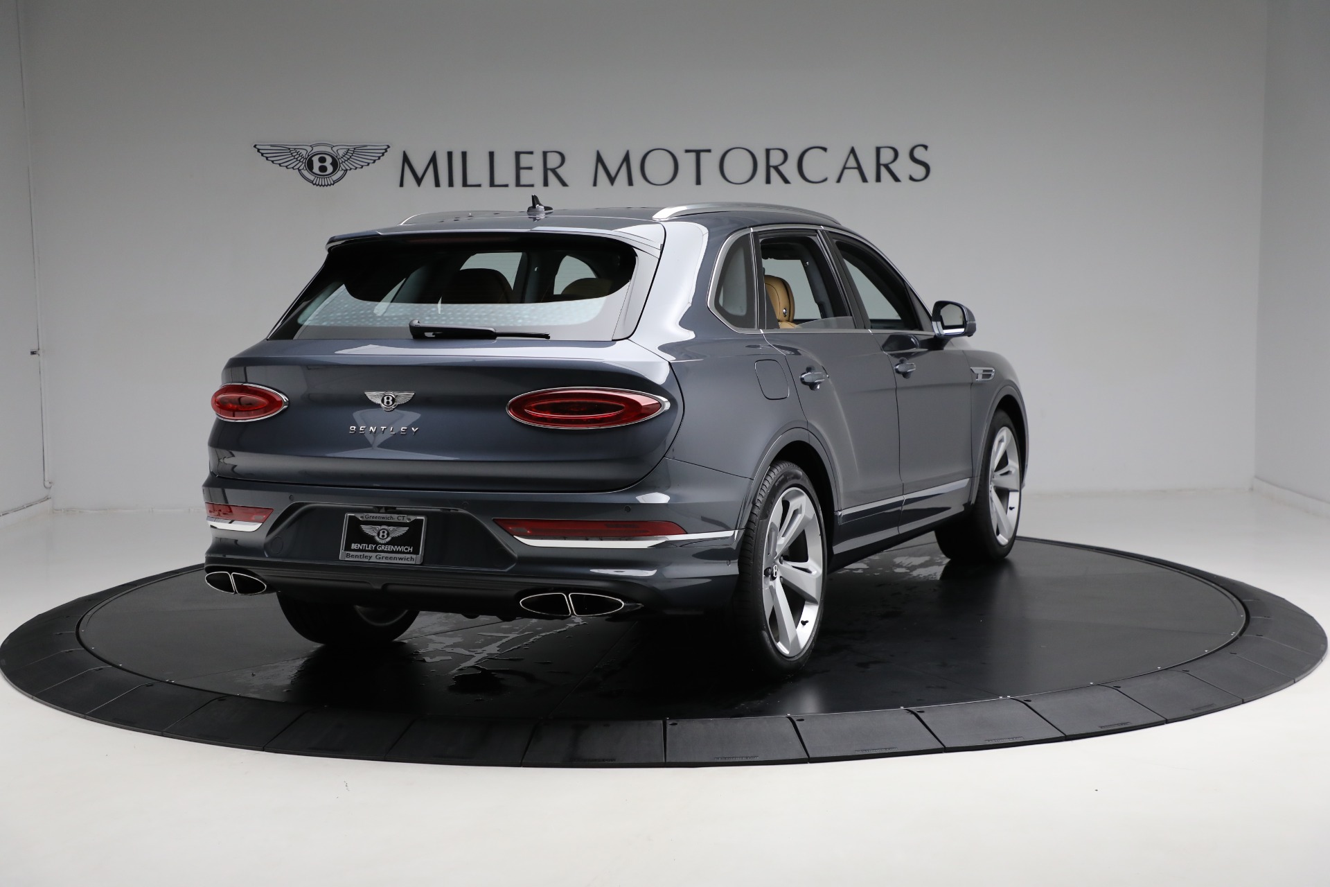 New-2024-Bentley-Bentayga-V8