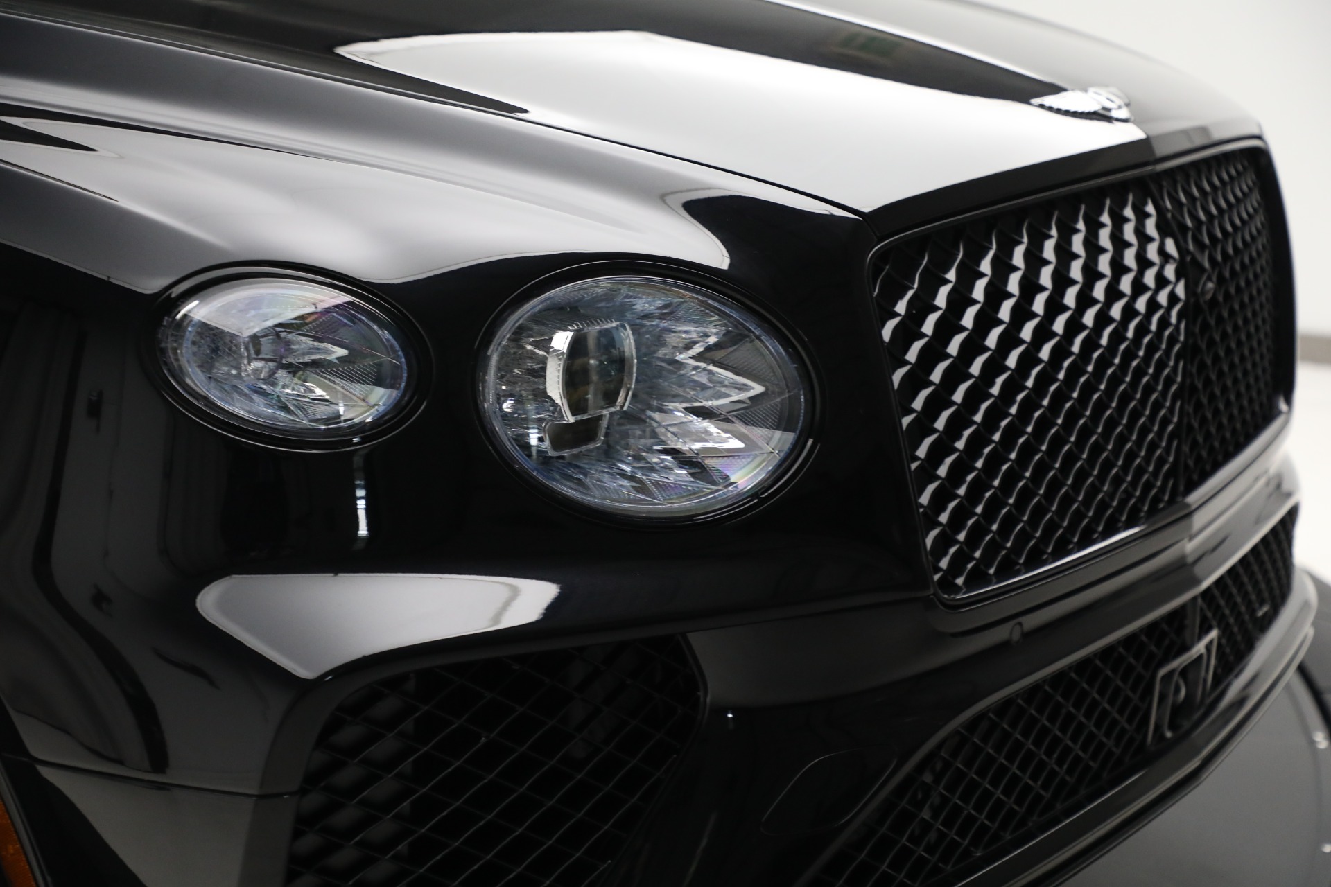 Used-2024-Bentley-Bentayga-V8