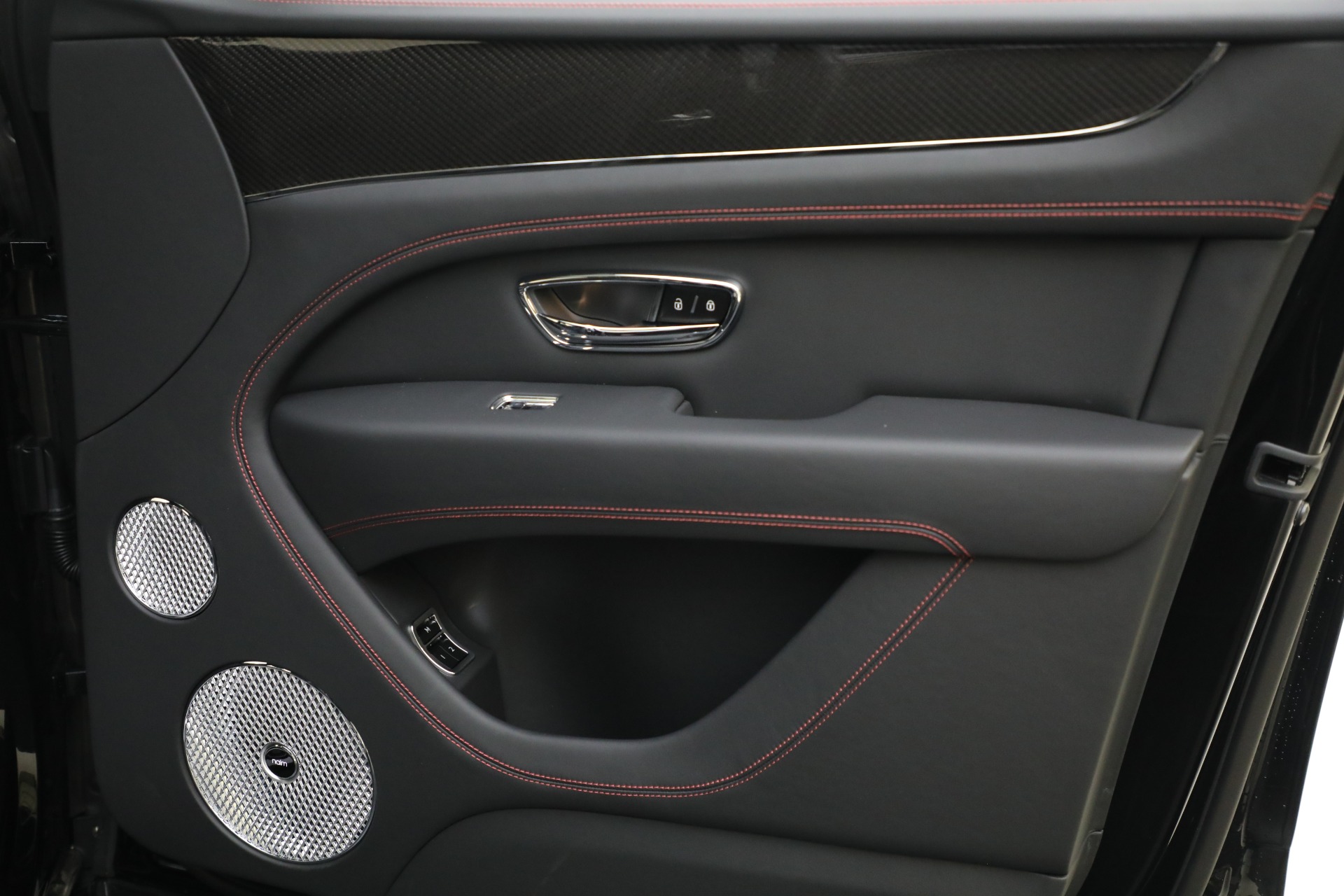 Used-2024-Bentley-Bentayga-V8