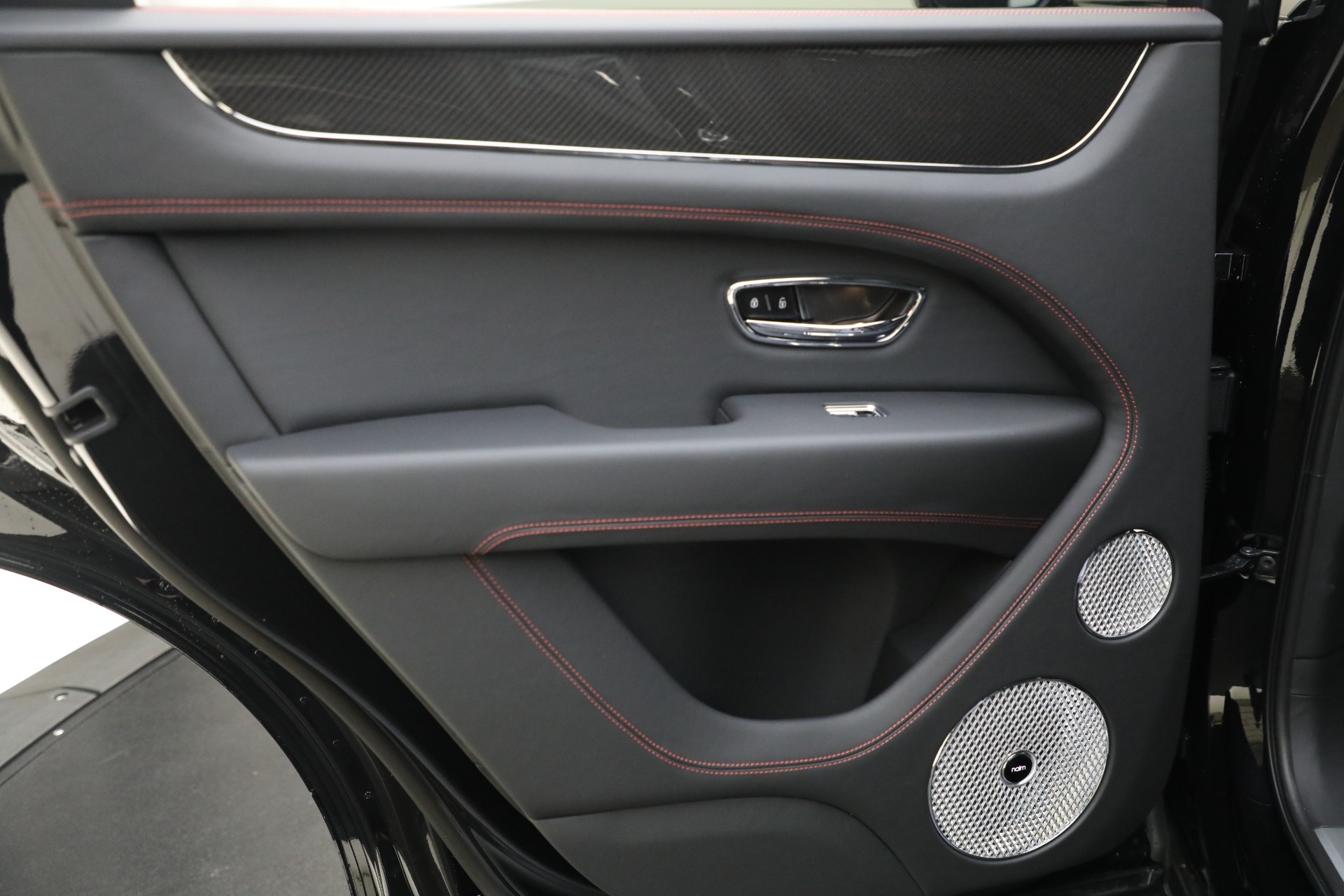 Used-2024-Bentley-Bentayga-V8