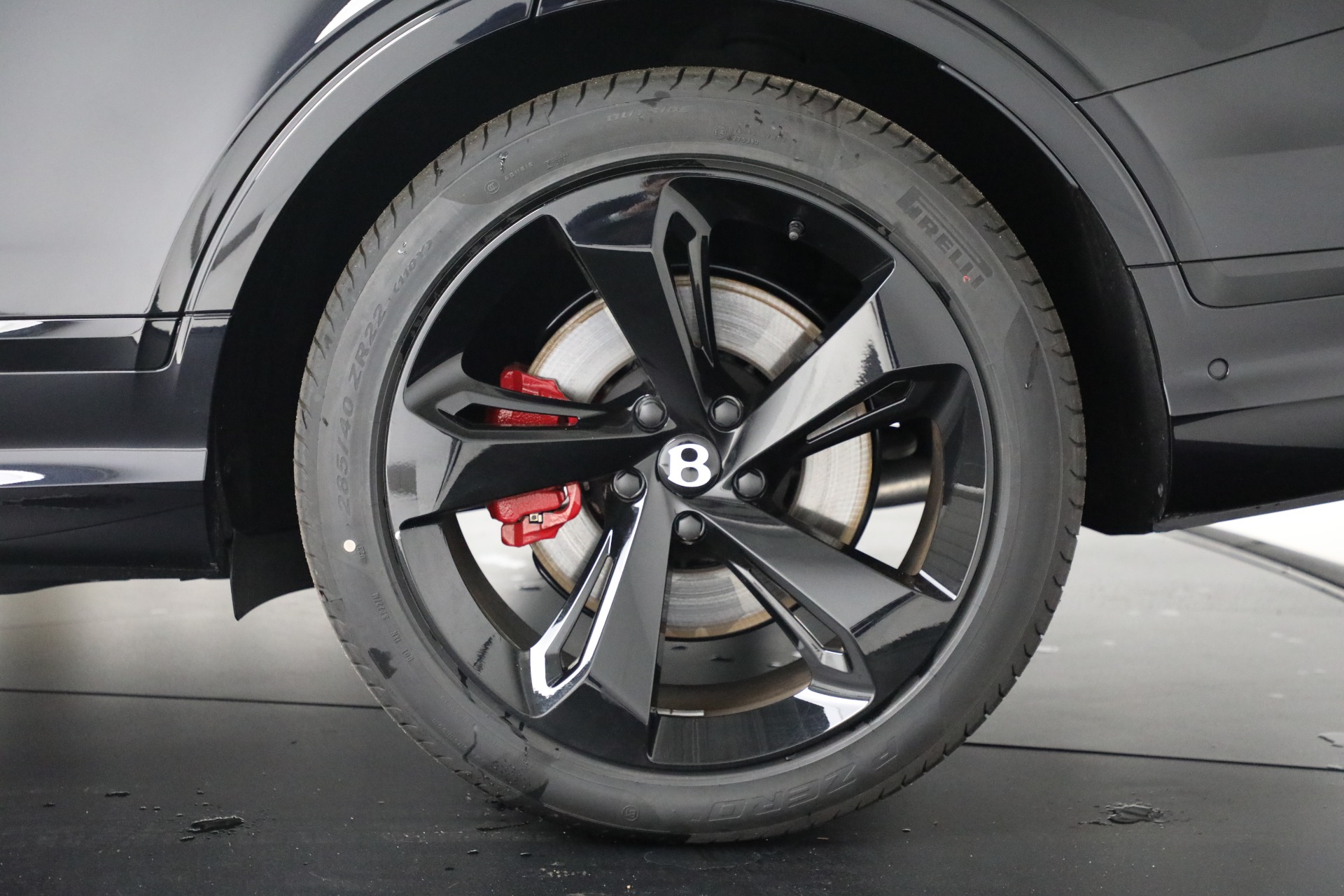 Used-2024-Bentley-Bentayga-V8