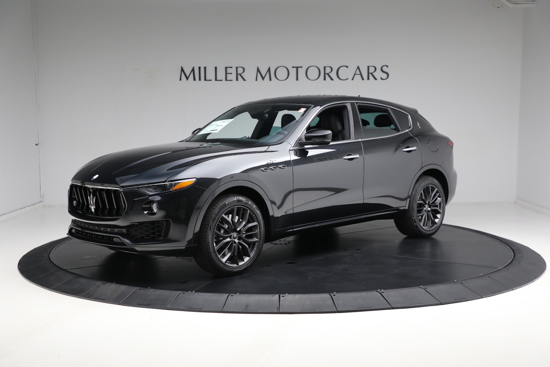 New-2024-Maserati-Levante-GT-Ultima