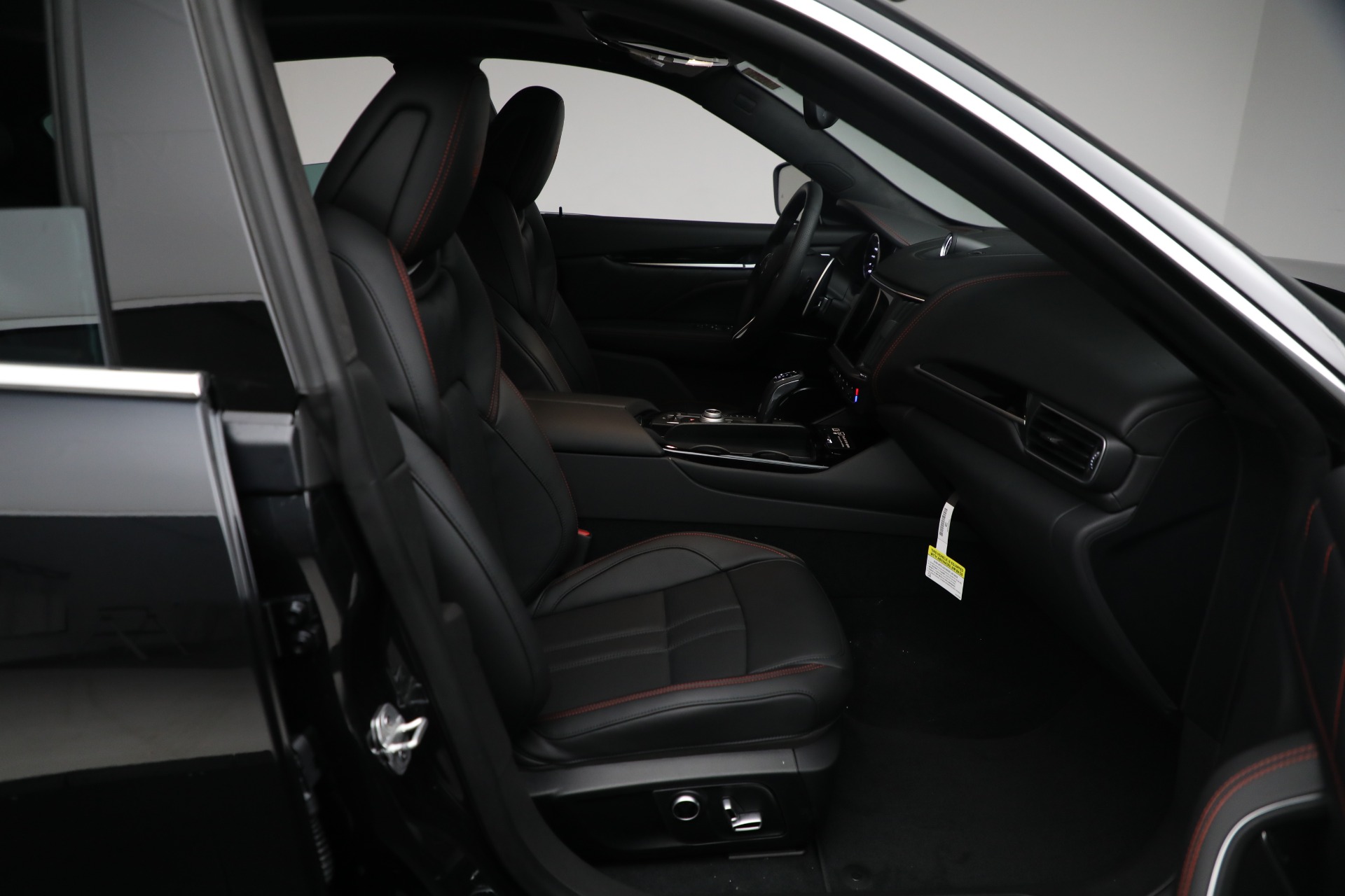 New-2024-Maserati-Levante-GT-Ultima