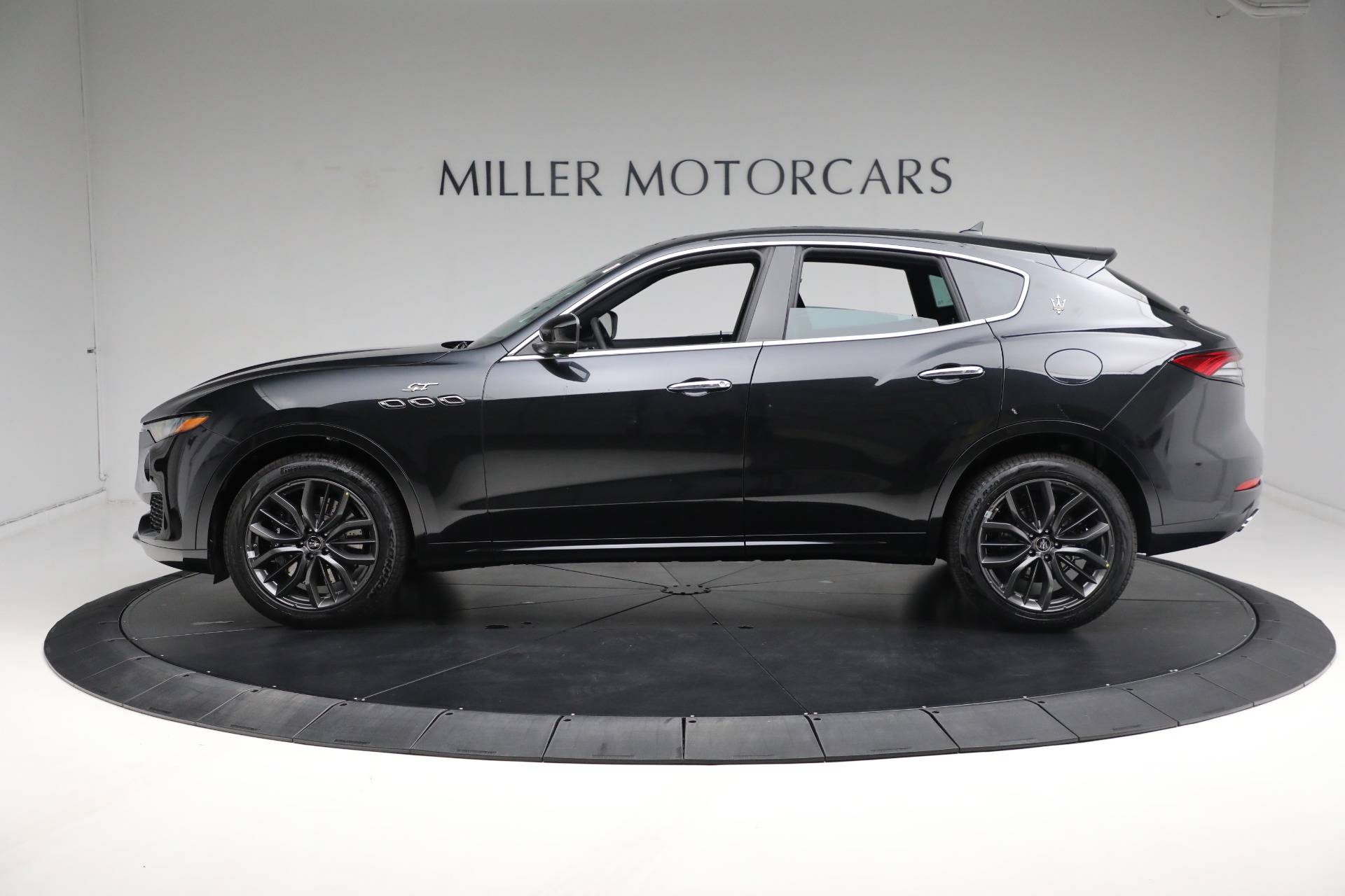 New-2024-Maserati-Levante-GT-Ultima