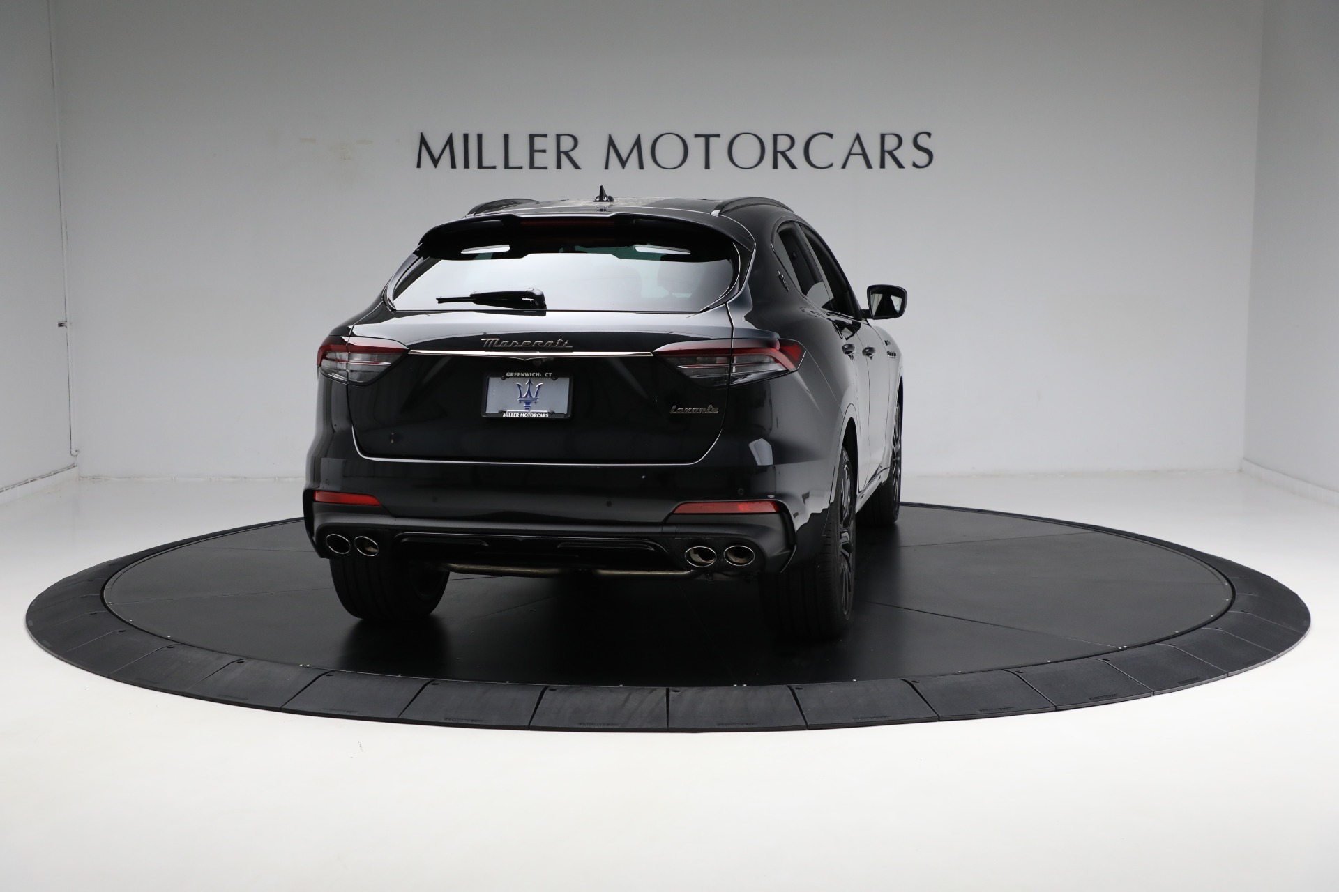 New-2024-Maserati-Levante-Modena-Ultima