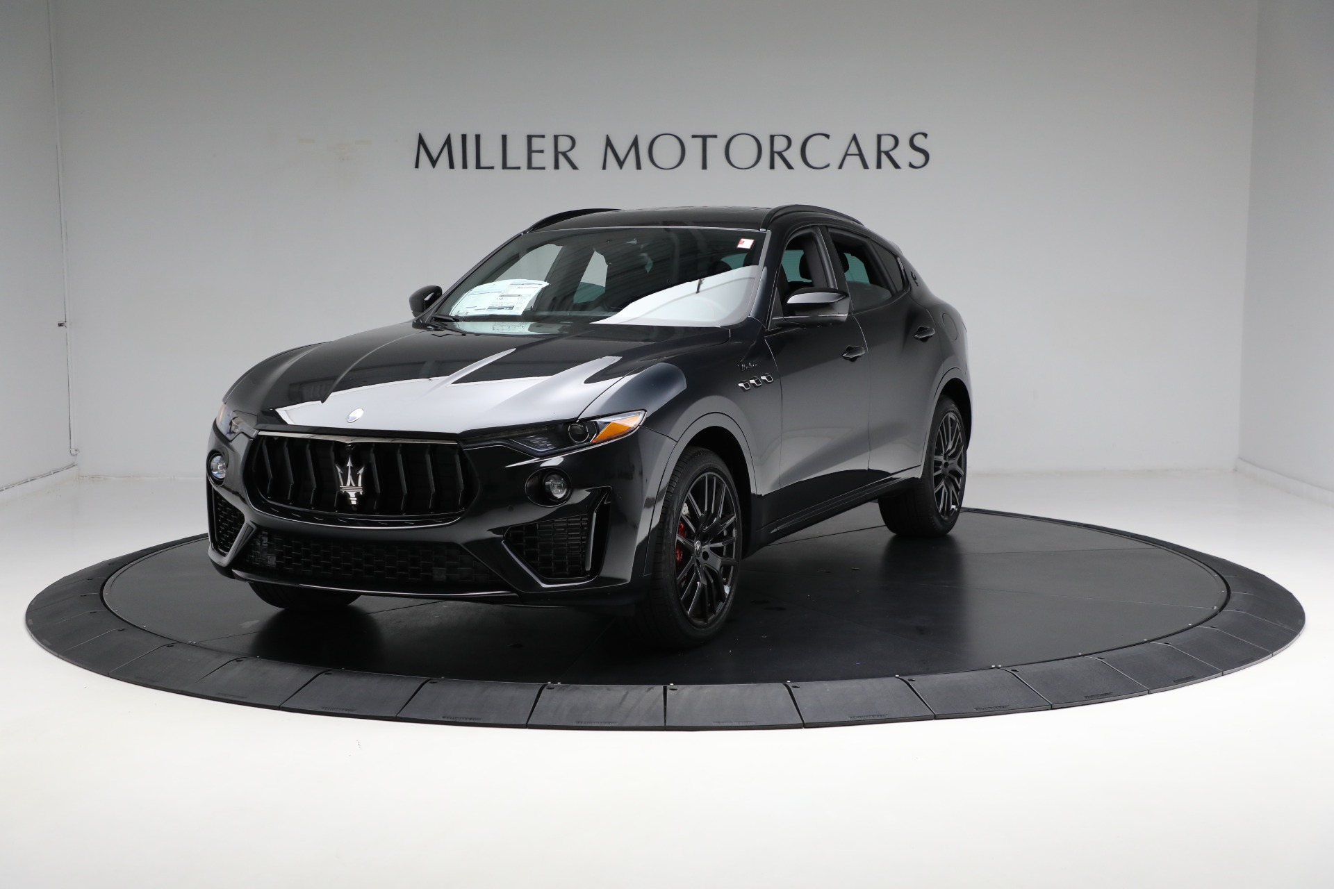 New-2024-Maserati-Levante-Modena-Ultima