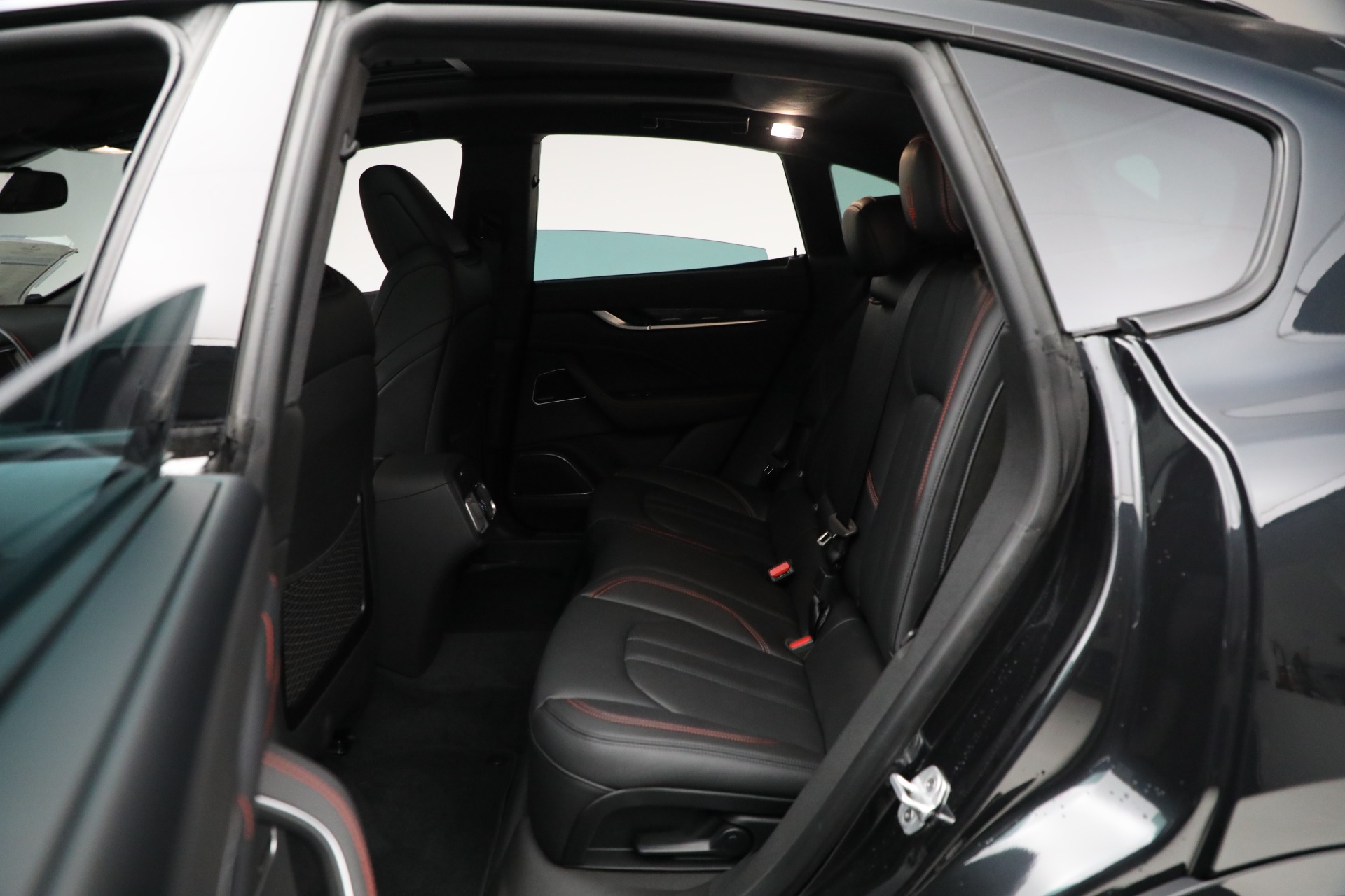 New-2024-Maserati-Levante-Modena-Ultima