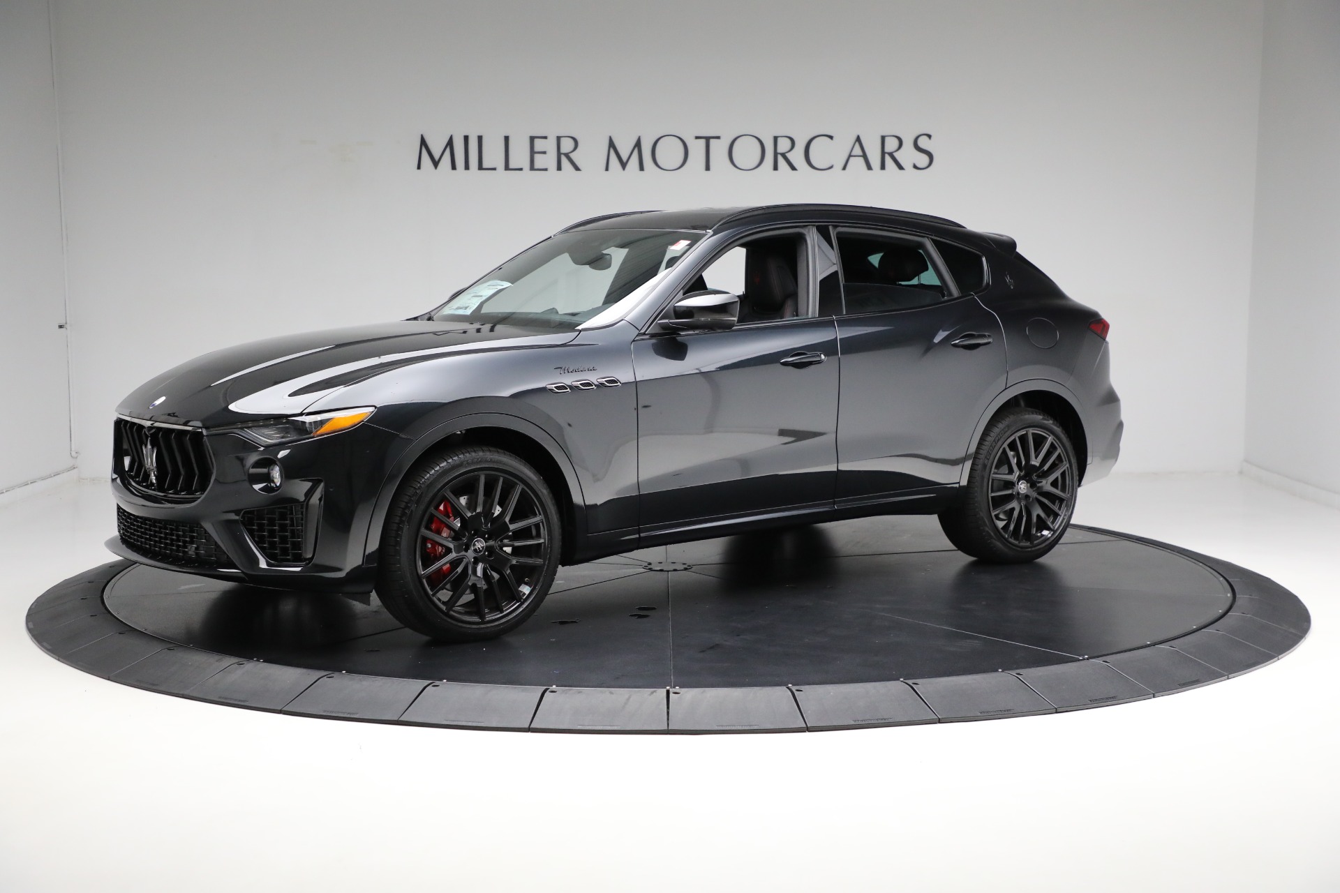 New-2024-Maserati-Levante-Modena-Ultima