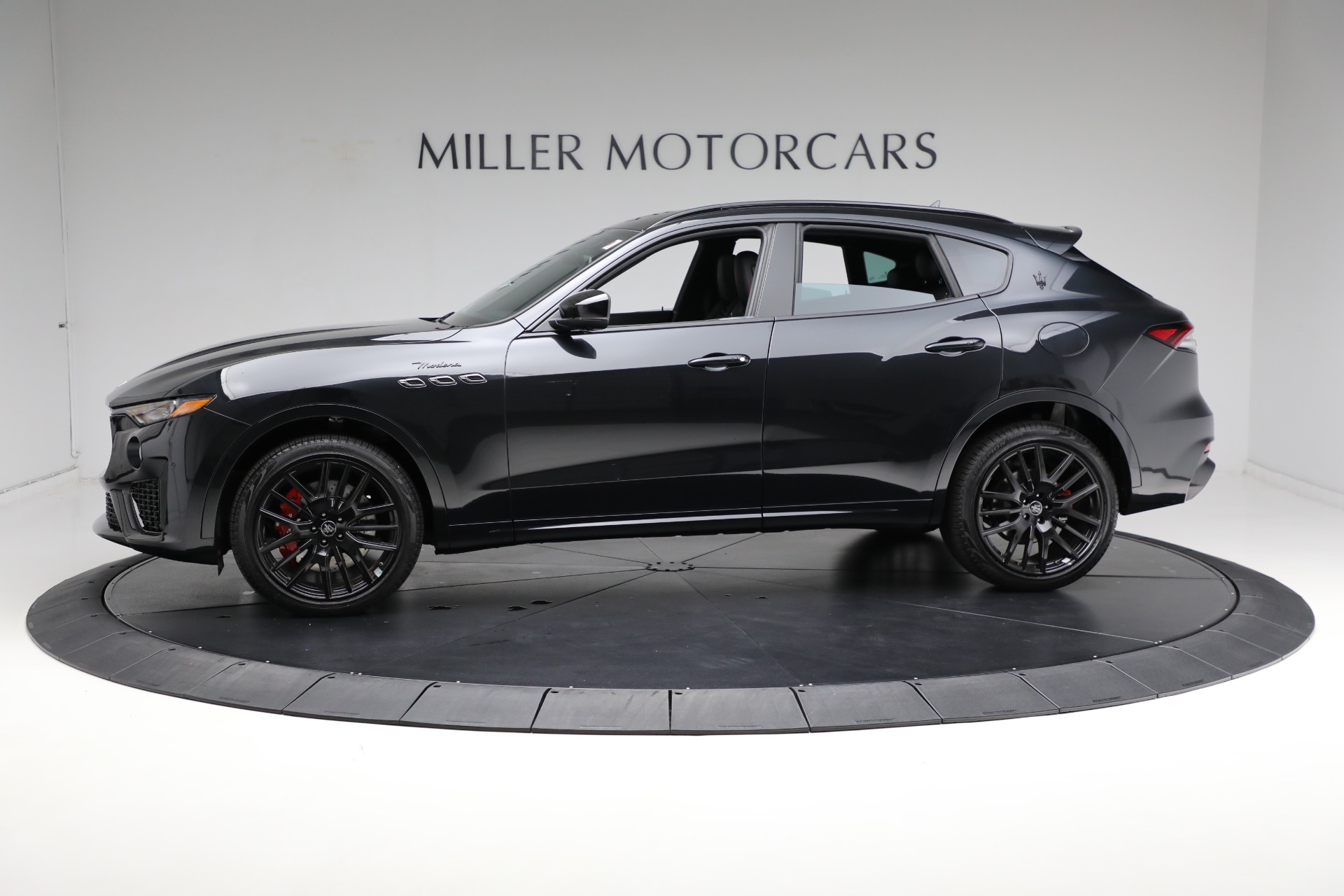 New-2024-Maserati-Levante-Modena-Ultima