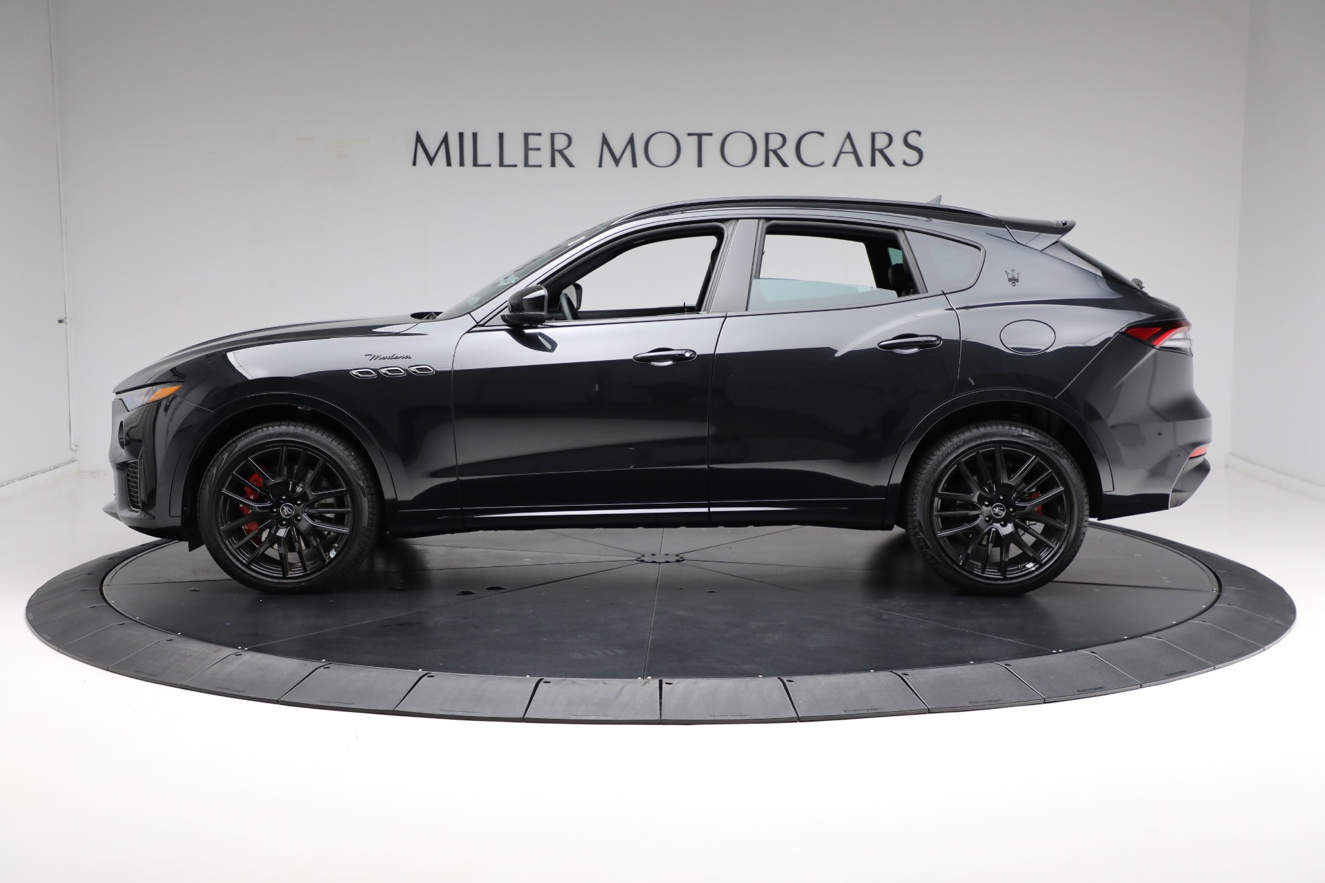 New-2024-Maserati-Levante-Modena-Ultima