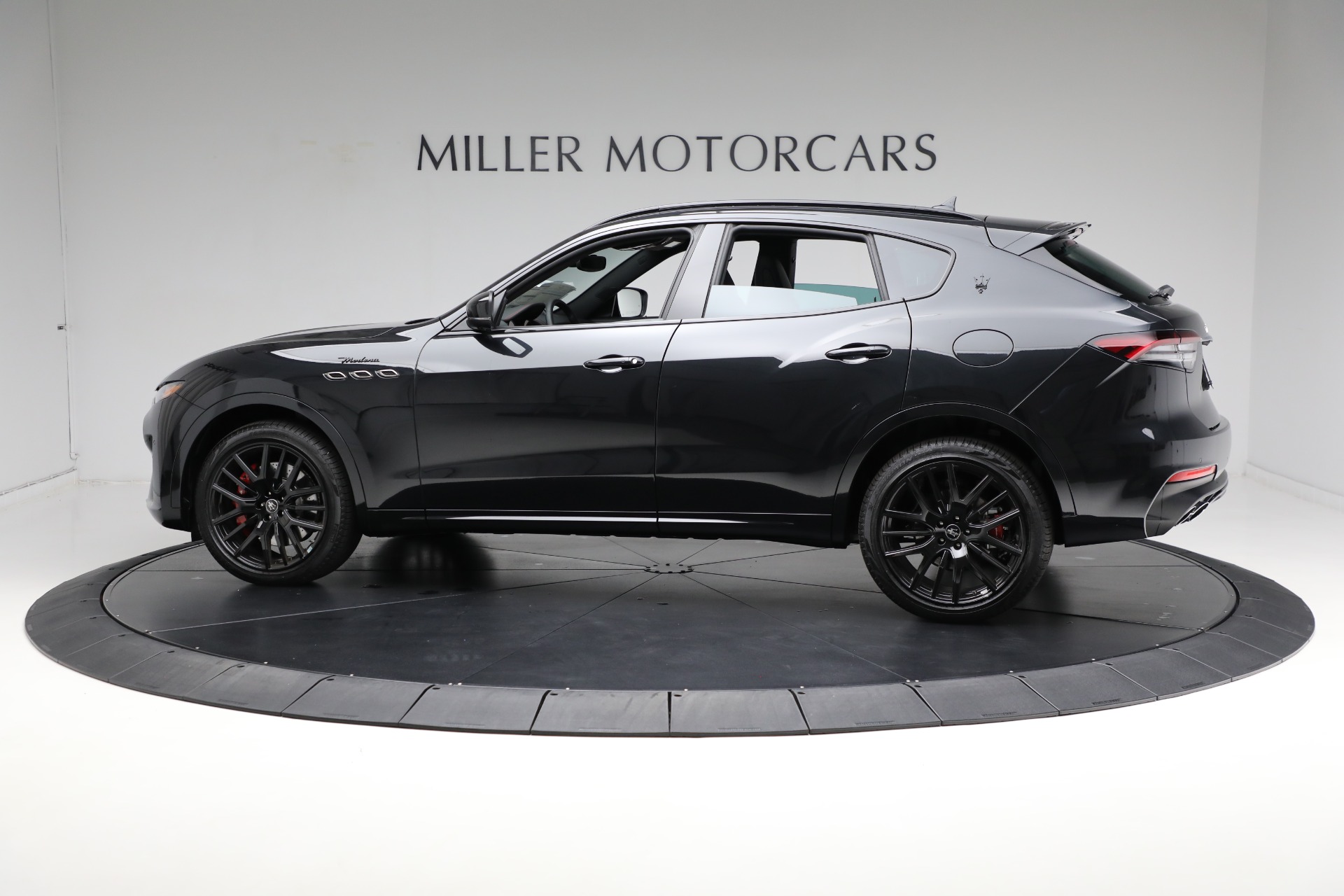 New-2024-Maserati-Levante-Modena-Ultima