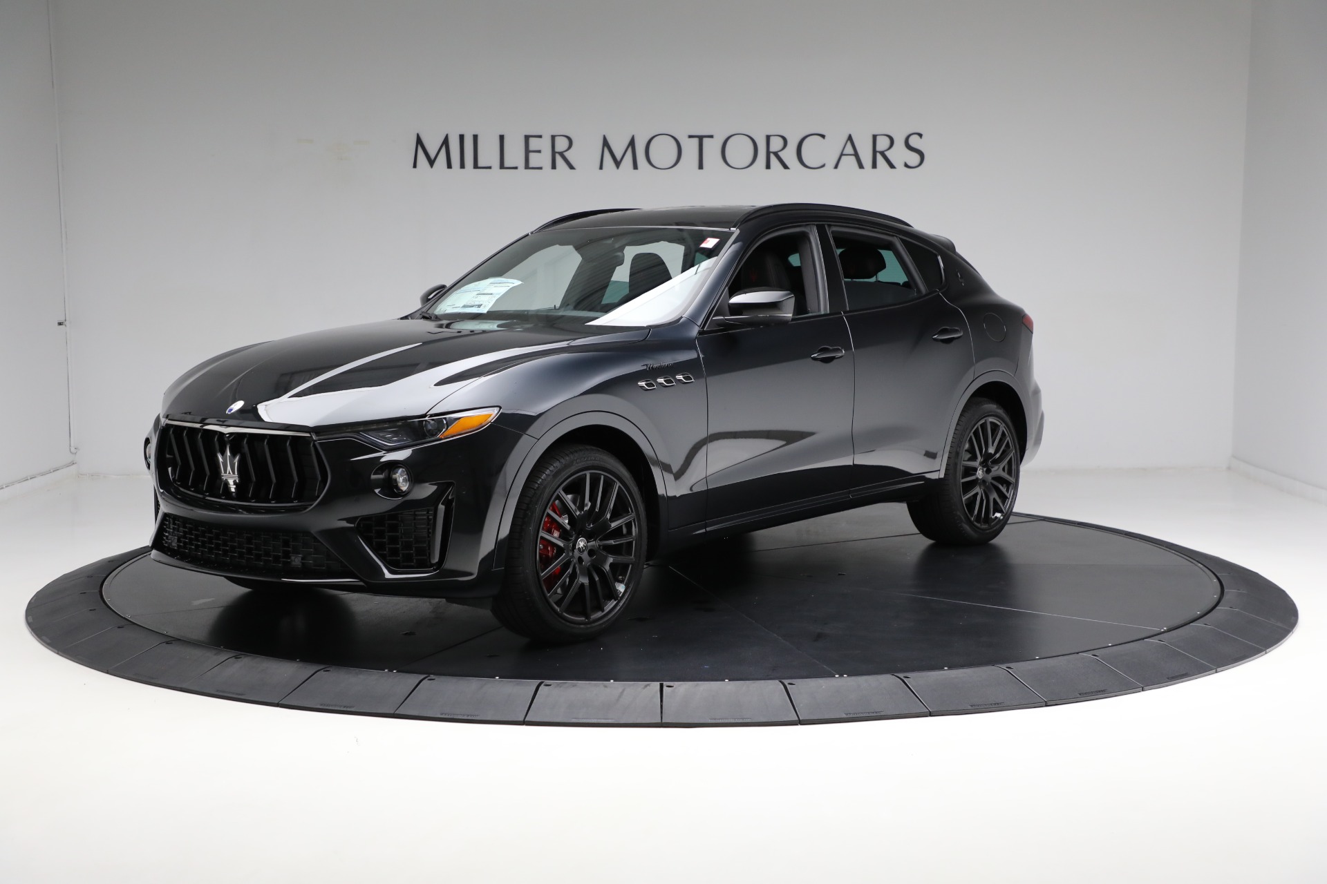 New-2024-Maserati-Levante-Modena-Ultima