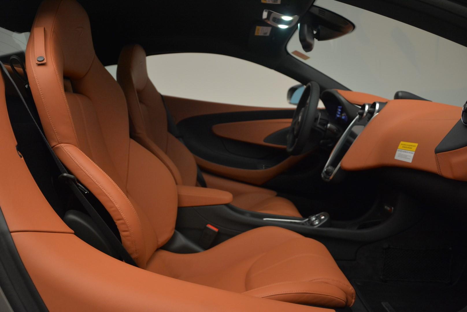 New-2016-McLaren-570S