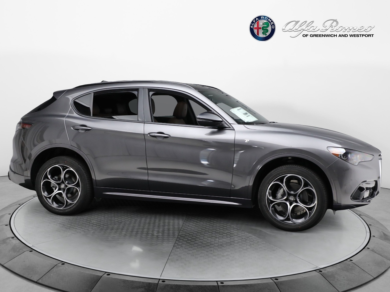 New-2024-Alfa-Romeo-Stelvio-Ti