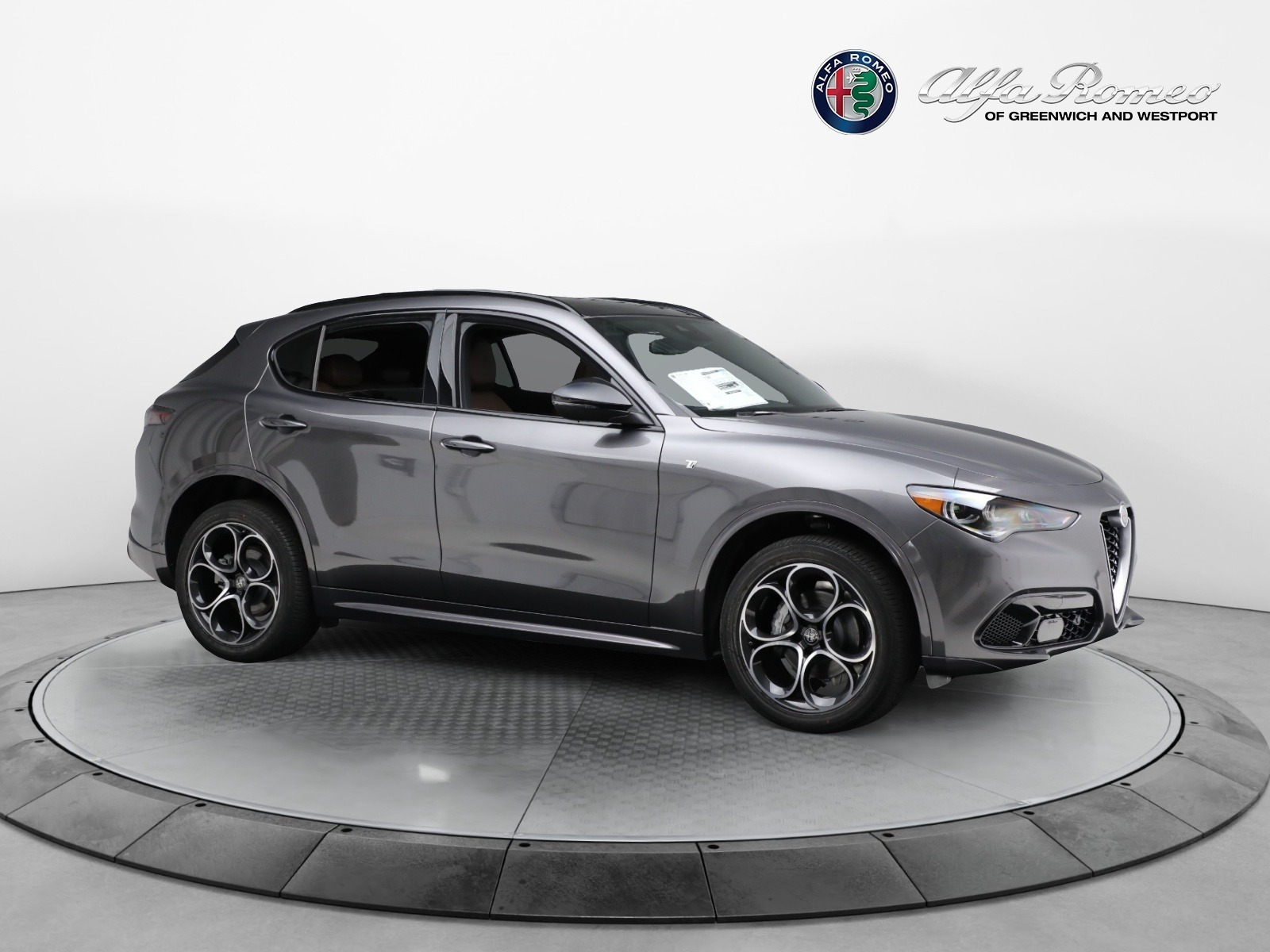 New-2024-Alfa-Romeo-Stelvio-Ti