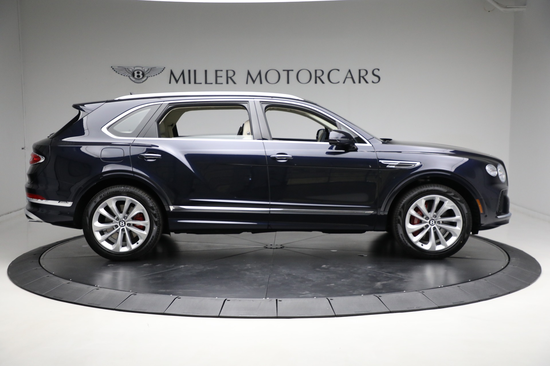 Used-2024-Bentley-Bentayga-EWB-V8