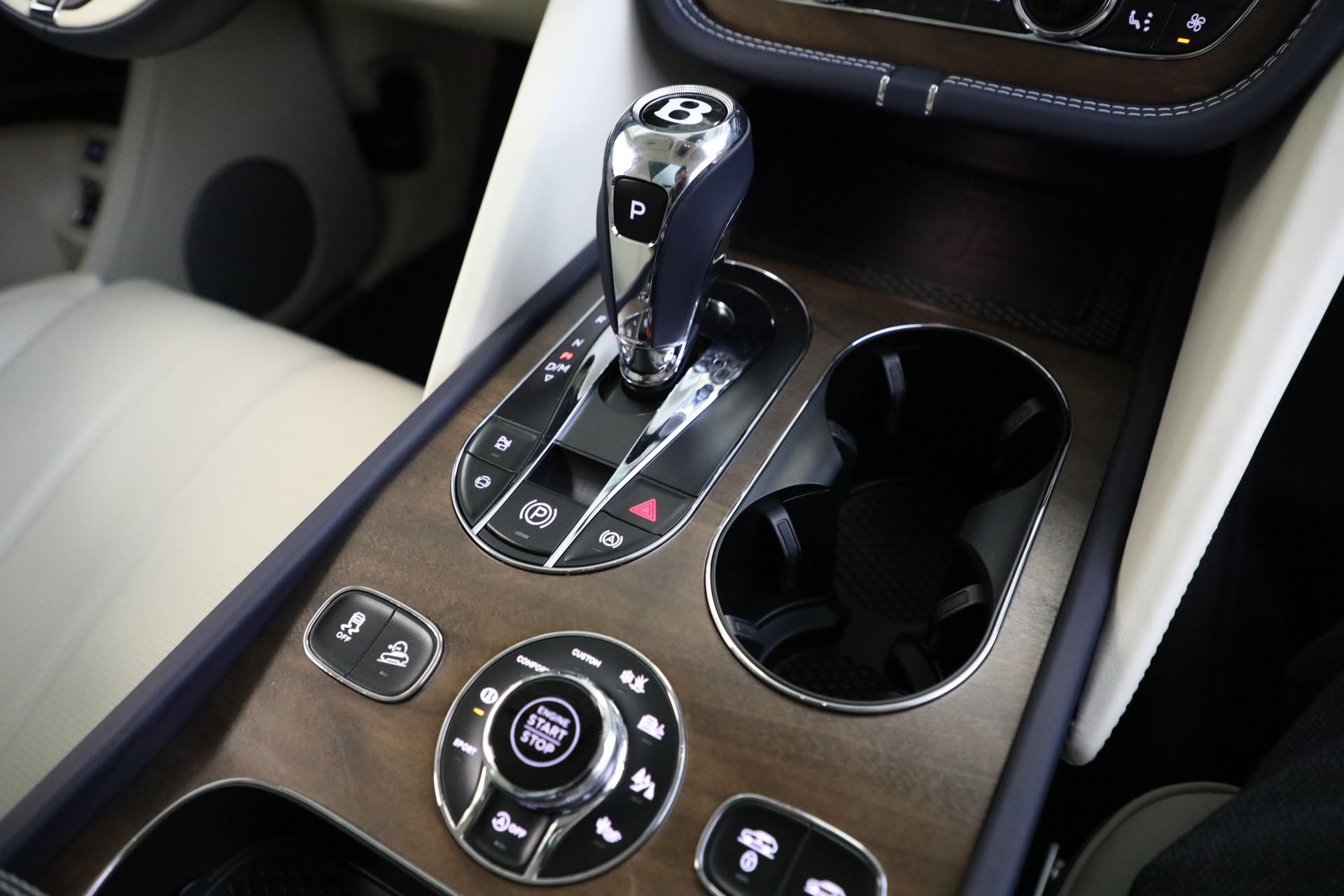 Used-2024-Bentley-Bentayga-EWB-V8
