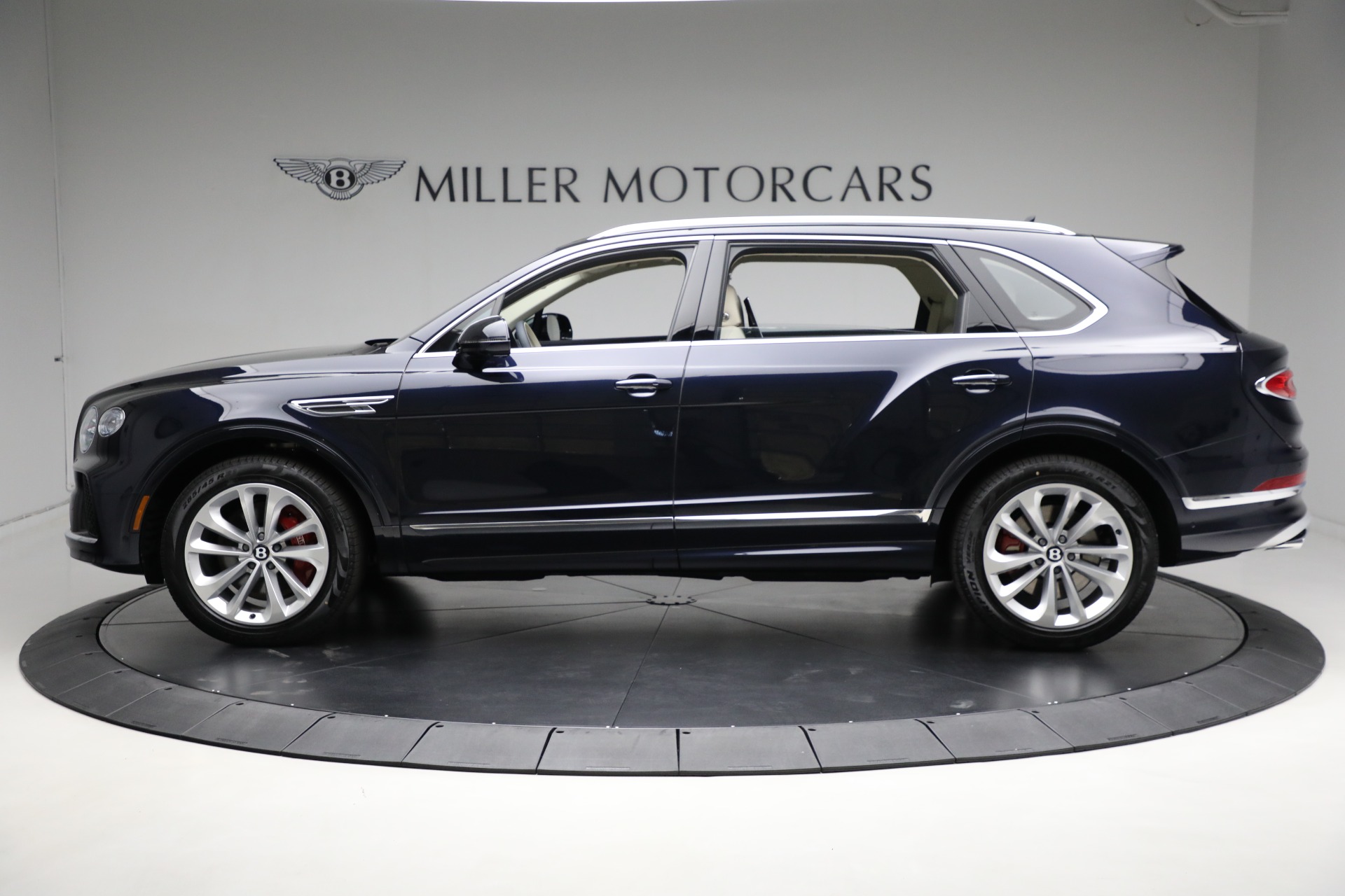 Used-2024-Bentley-Bentayga-EWB-V8