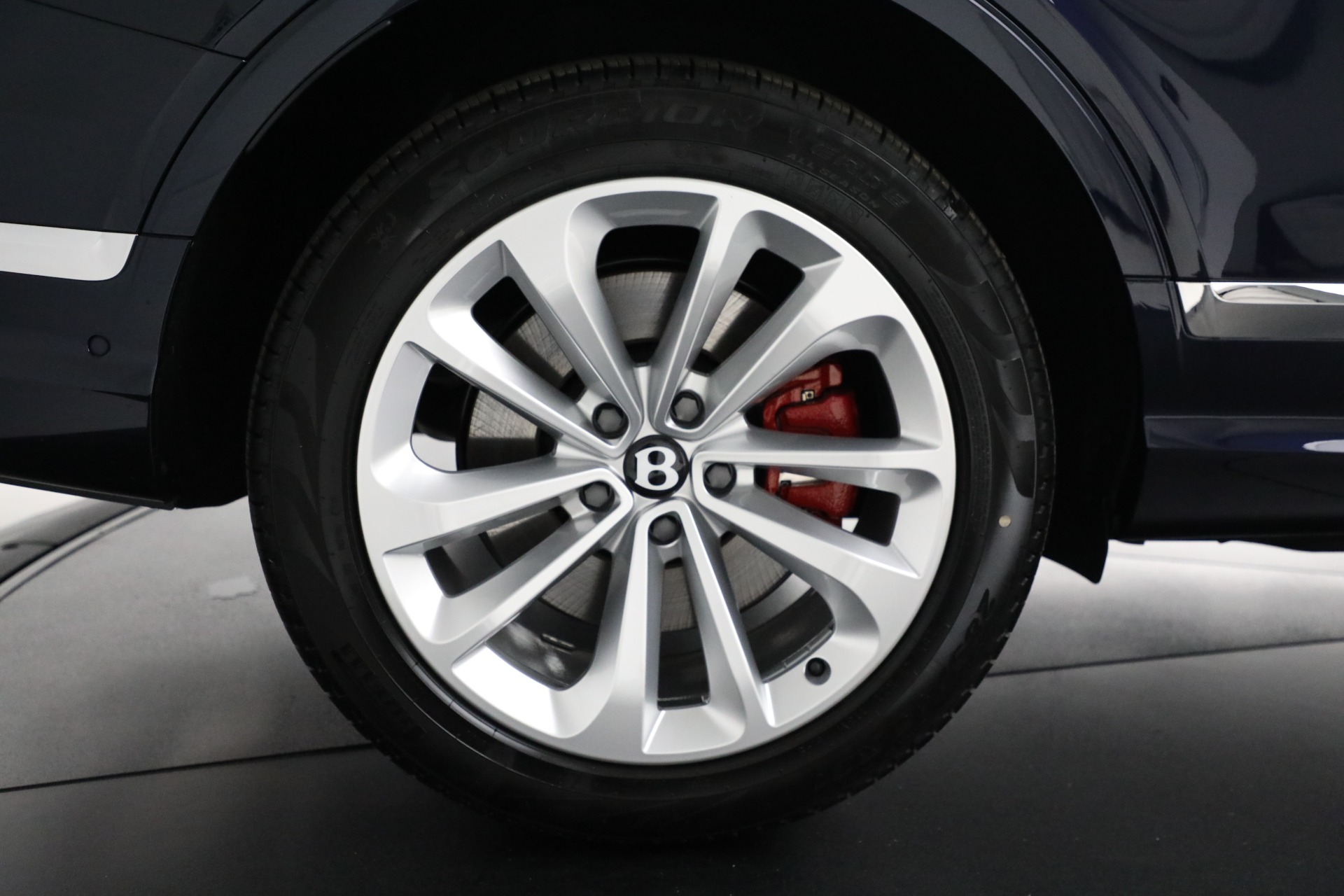 Used-2024-Bentley-Bentayga-EWB-V8