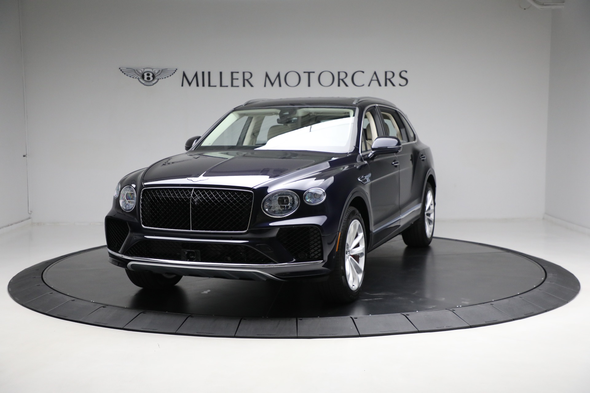Used-2024-Bentley-Bentayga-EWB-V8