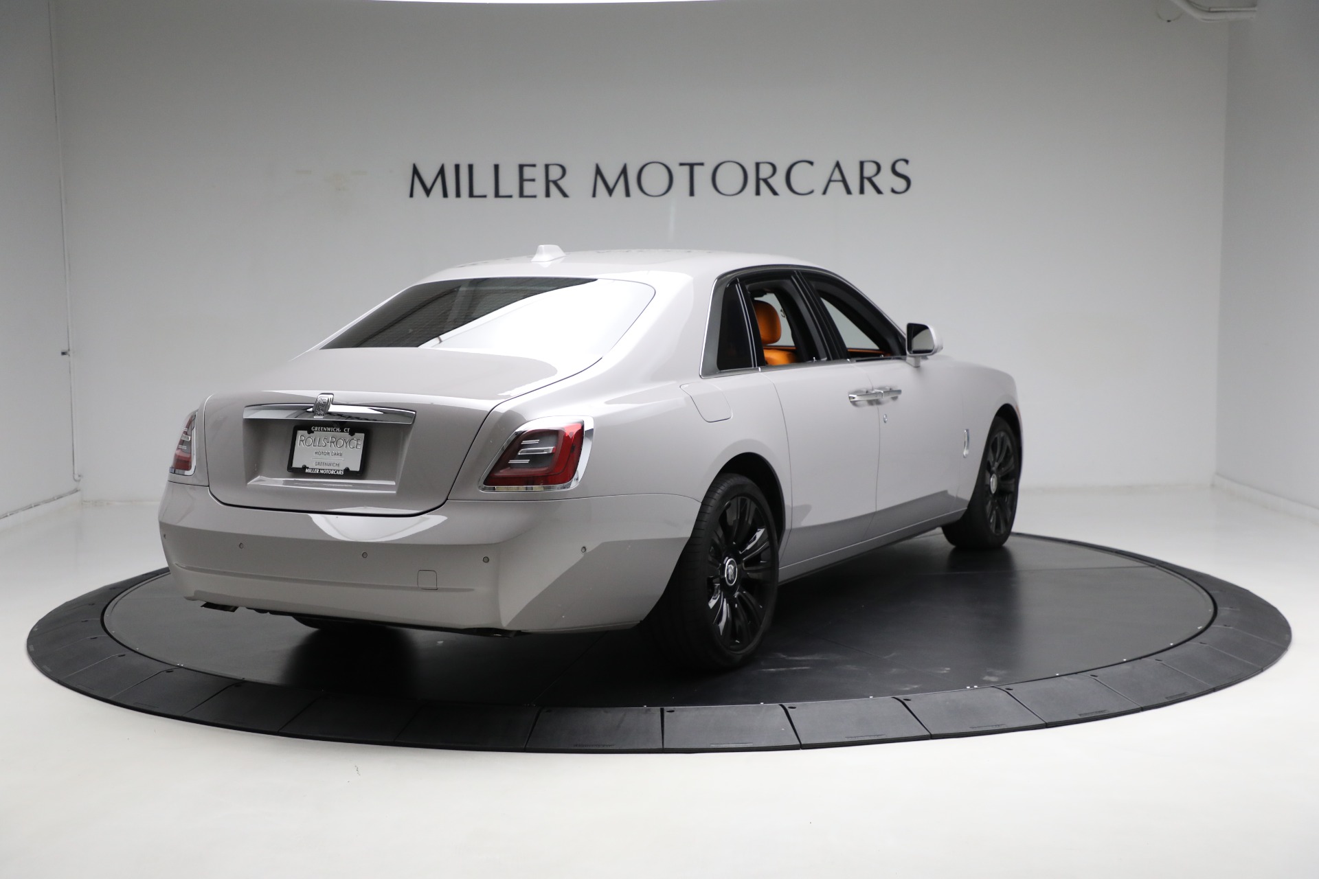 Used-2023-Rolls-Royce-Ghost