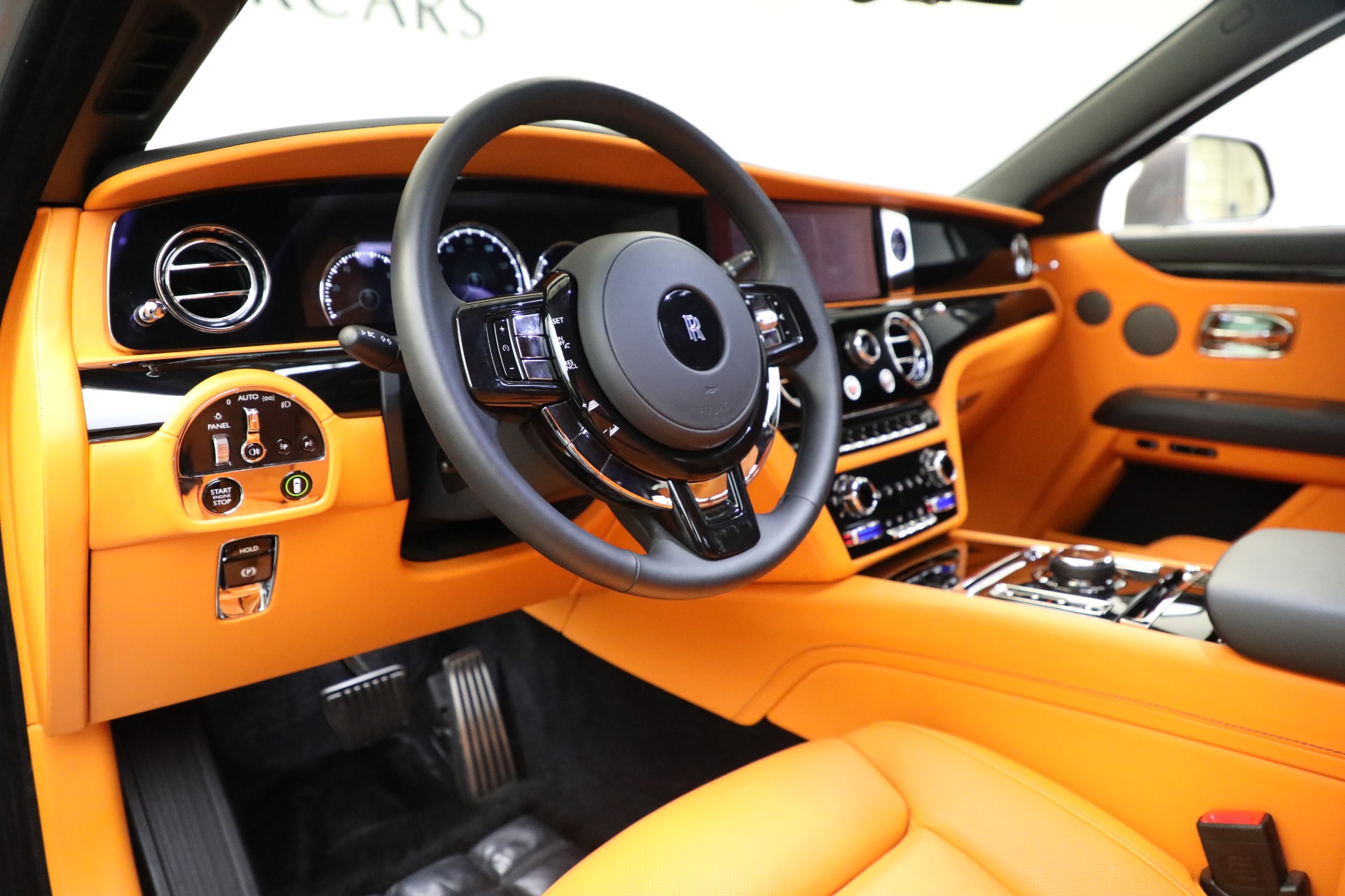 Used-2023-Rolls-Royce-Ghost