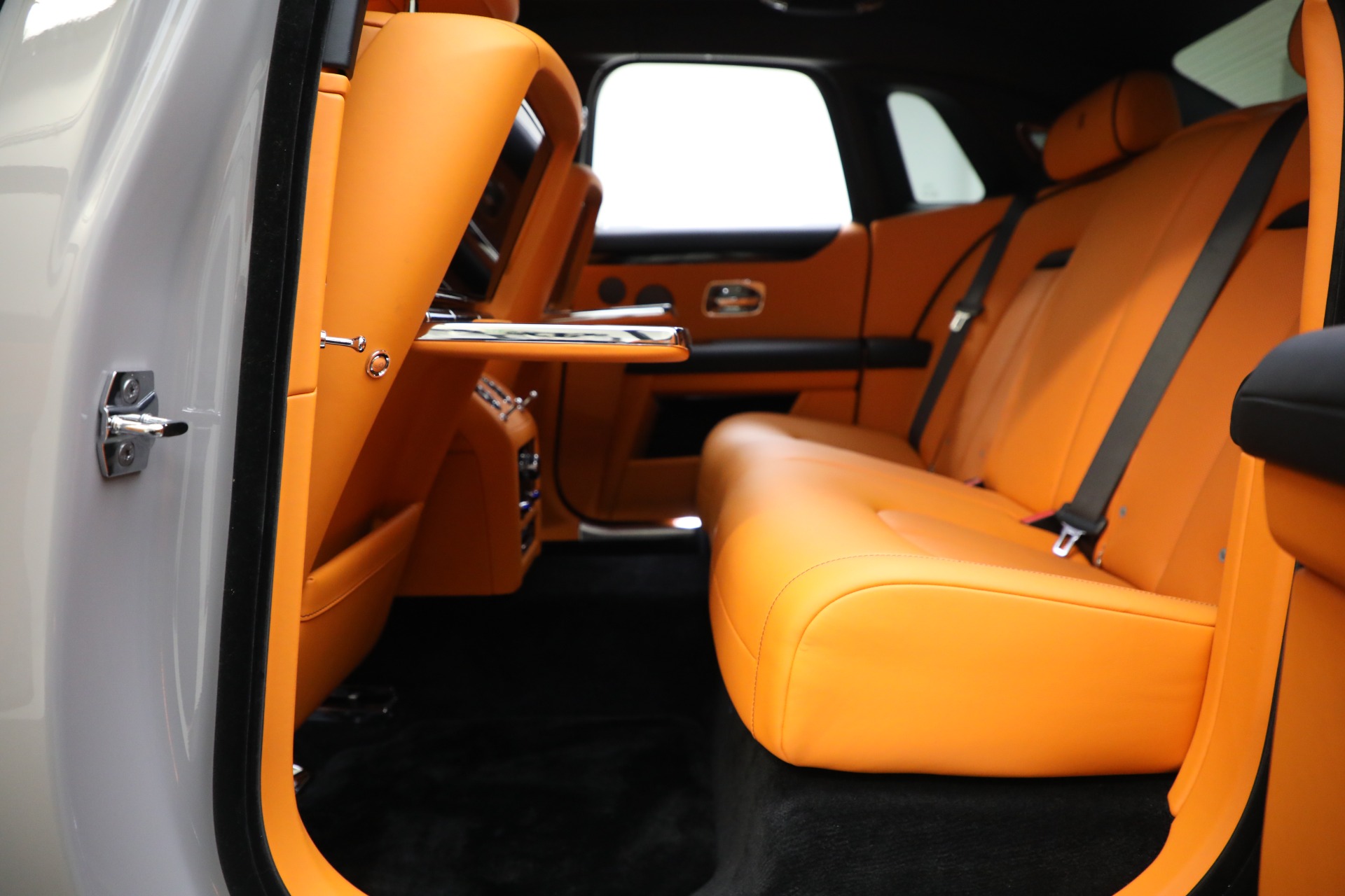 Used-2023-Rolls-Royce-Ghost