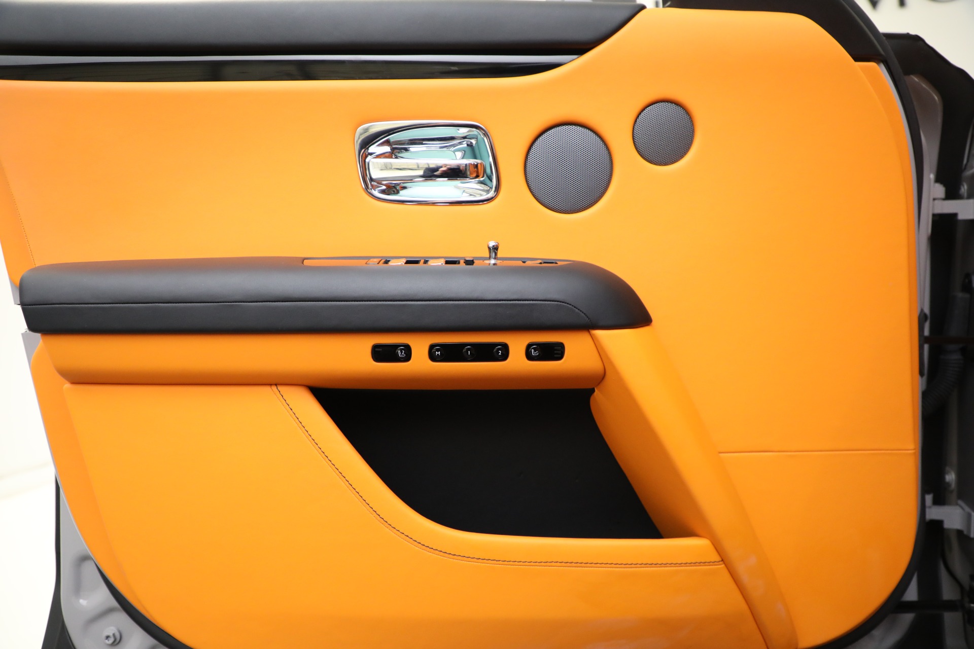 Used-2023-Rolls-Royce-Ghost