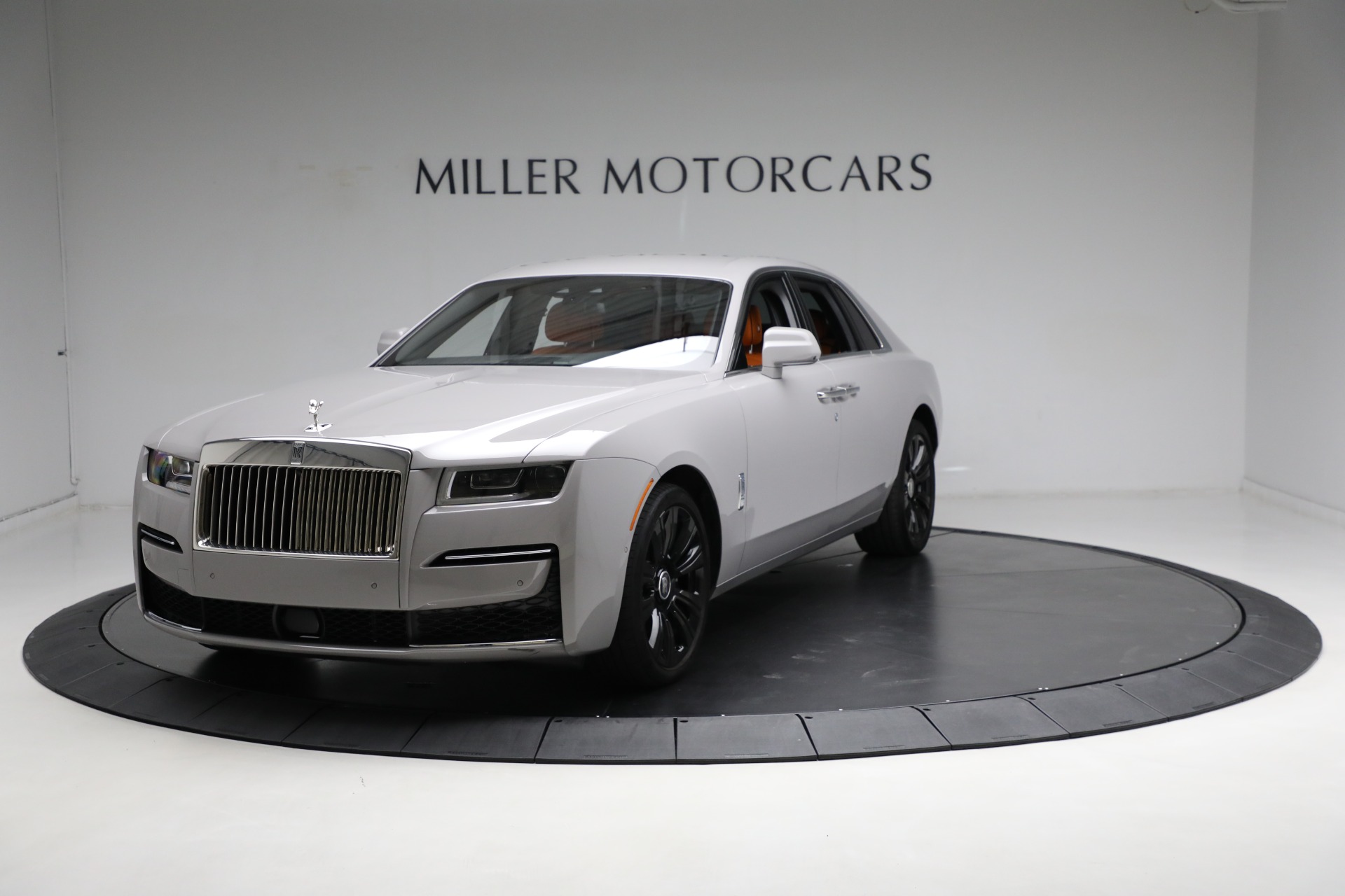 Used-2023-Rolls-Royce-Ghost